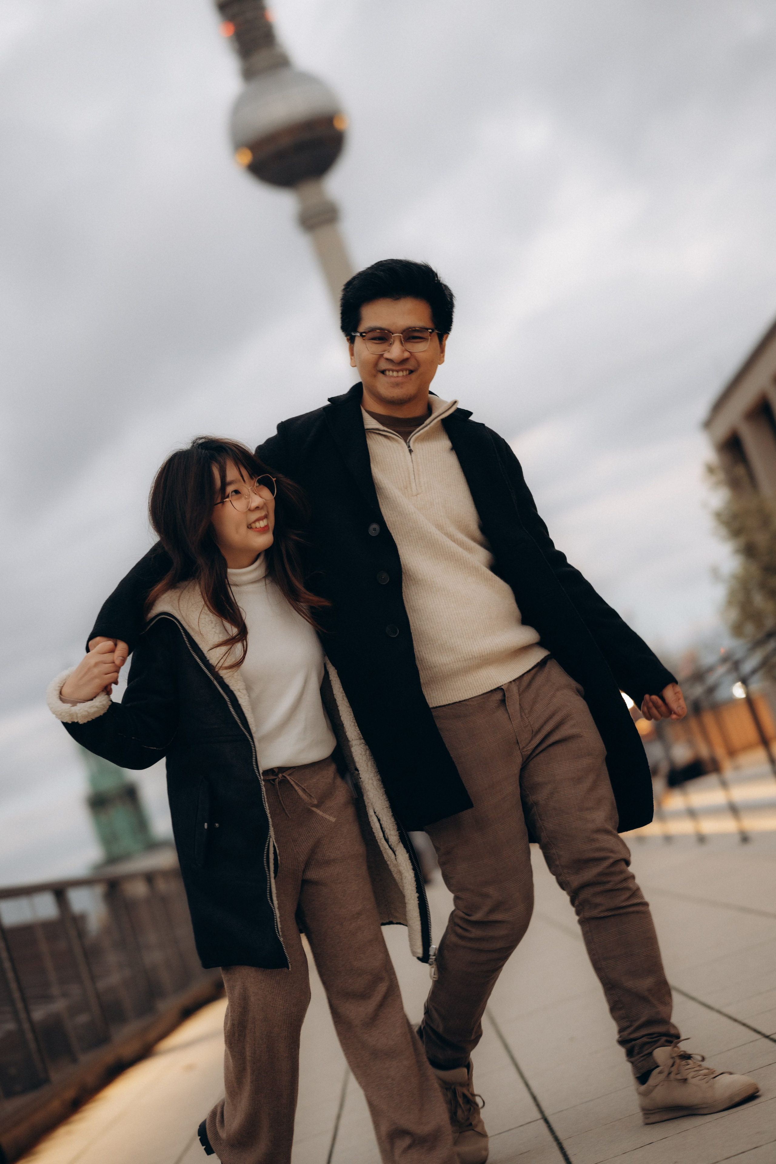 Love story in Tiergarten, Berlin. Hochzeitsfotograf in Potsdam — Alister Licht