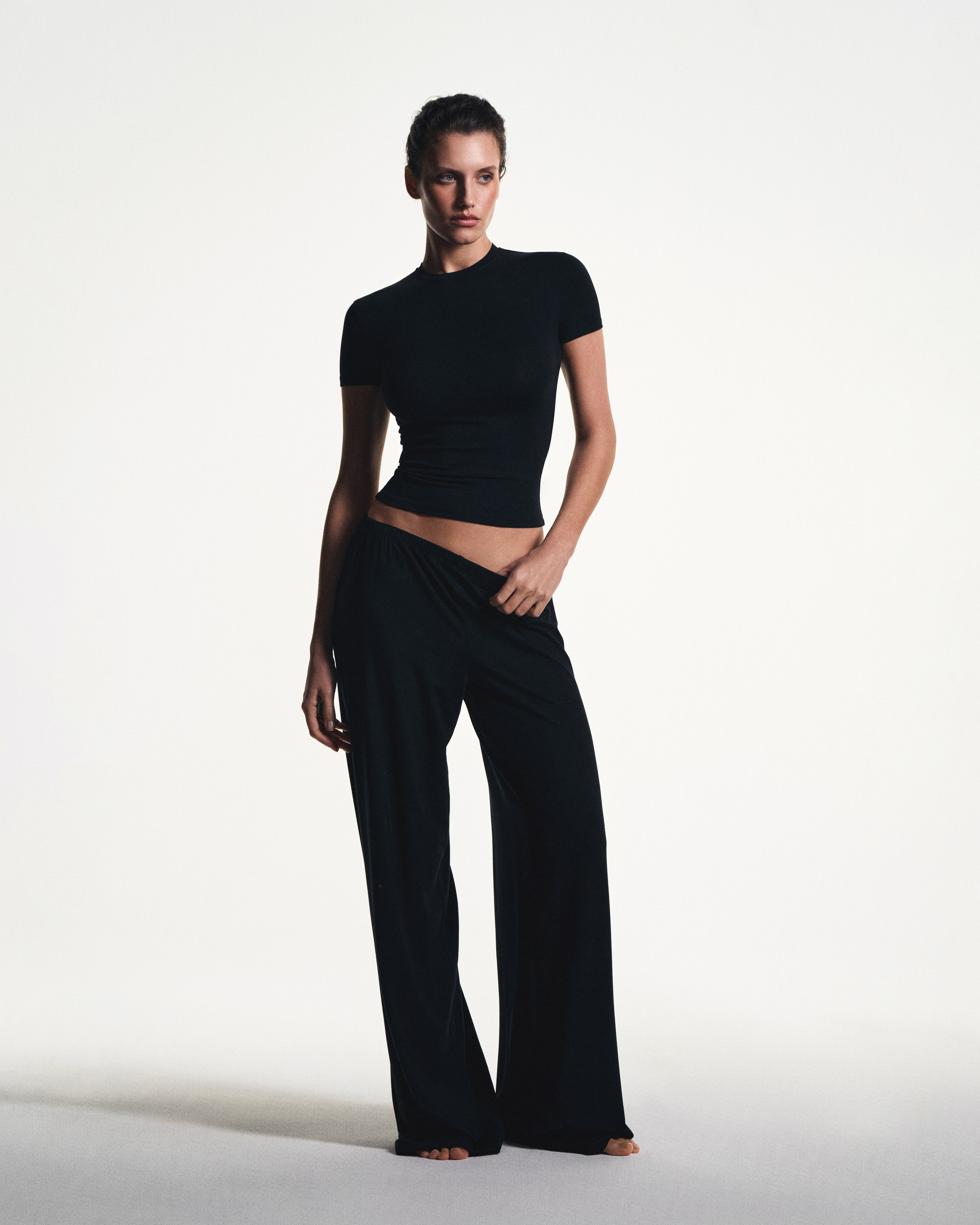 ANIMAVESTRA lookbook. Nadezhda Diskant is a Moscow and Saint Petersburg based photographer