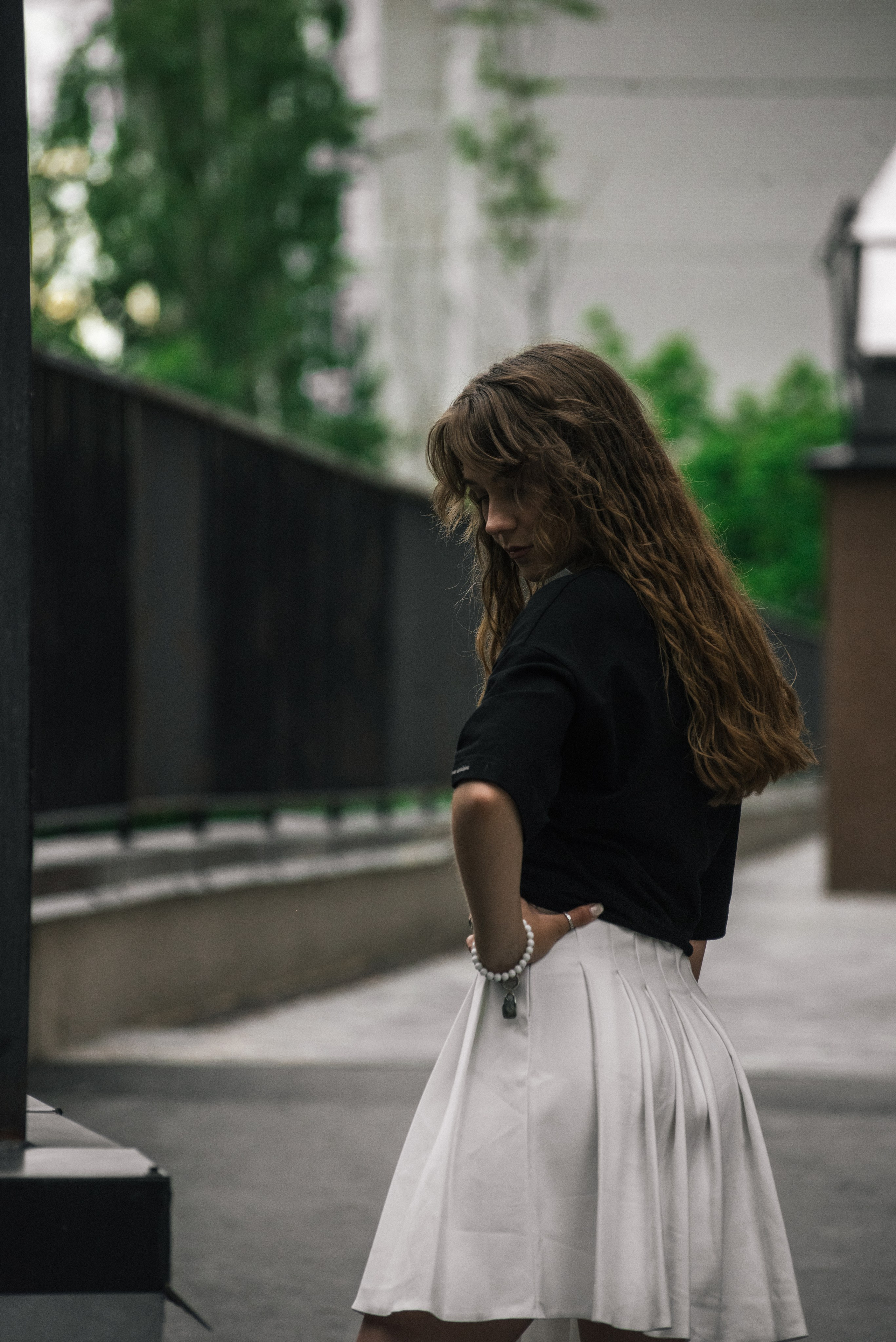 Фотосессия девушки в городе. Прогулочная фотосессия