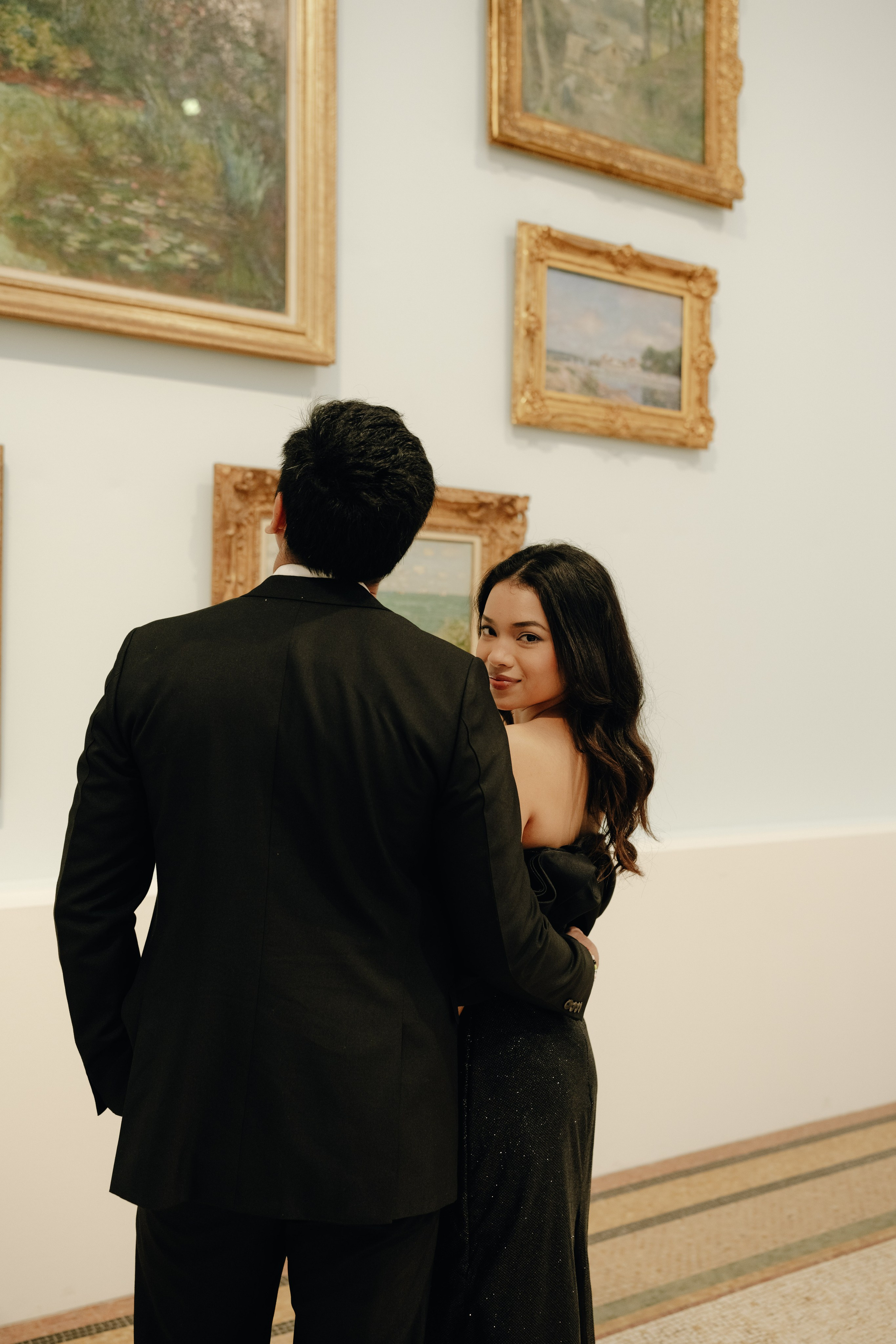Fifi & Shamil | The Museum of Art. Профессиональный свадебный фотограф в Женеве и Швейцарии | Таня Вовчецкая