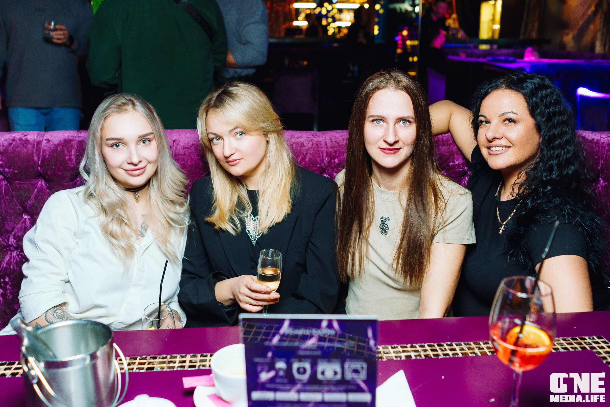 Фоторепортаж из караоке-клуба Эйфория. One Media Life: фоторепортажи, фотоотчеты с мероприятий и заведений