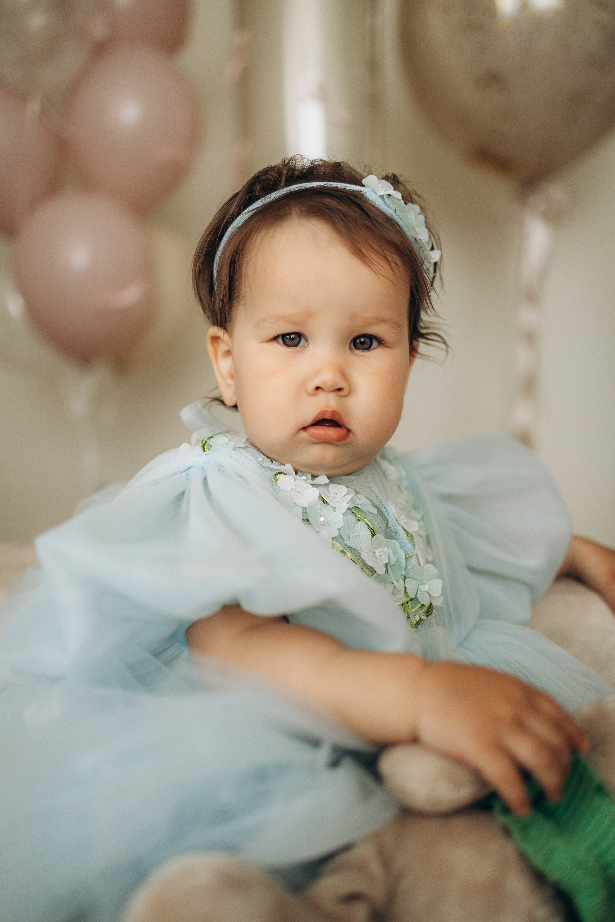 Айяне 1 годик. Семейный фотограф новорожденных УФА Гульнара Зиновьева