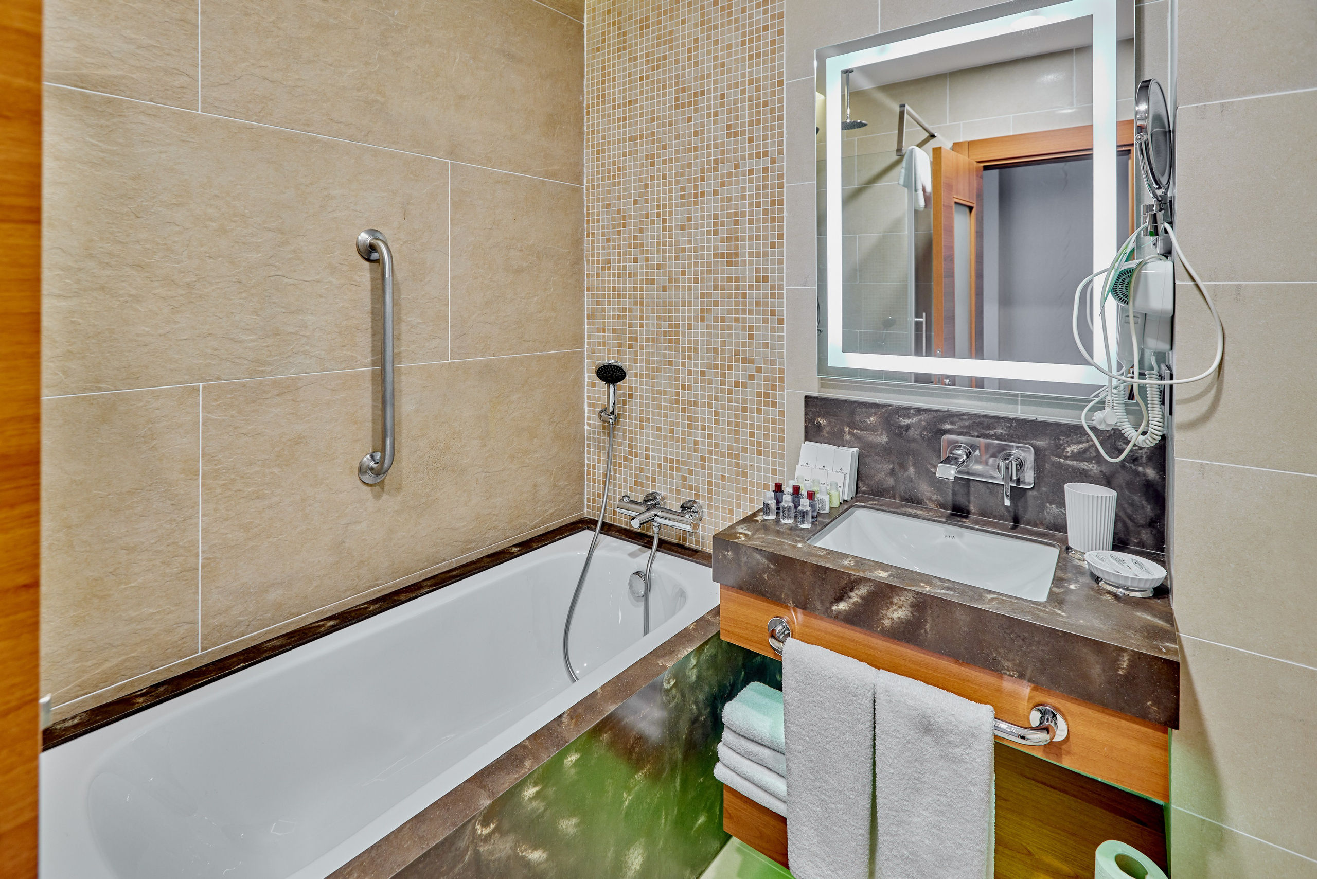 LEGEND BATUMI. Режиссёр, клипмейкер, фотограф — Андрей Охота