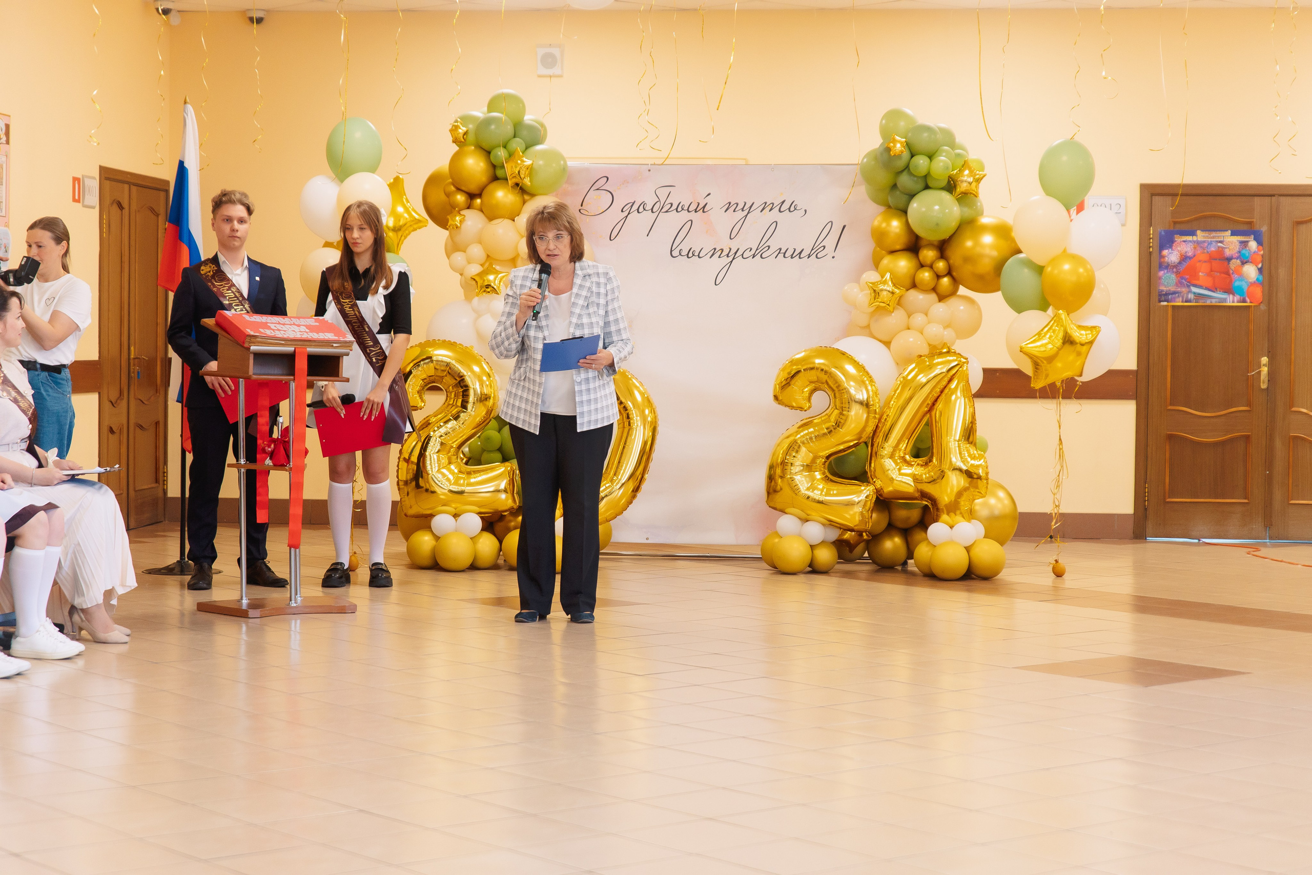 Последний звонок. Фотограф в Кронштадте и Санкт-Петербурге Анастасия Коваленко