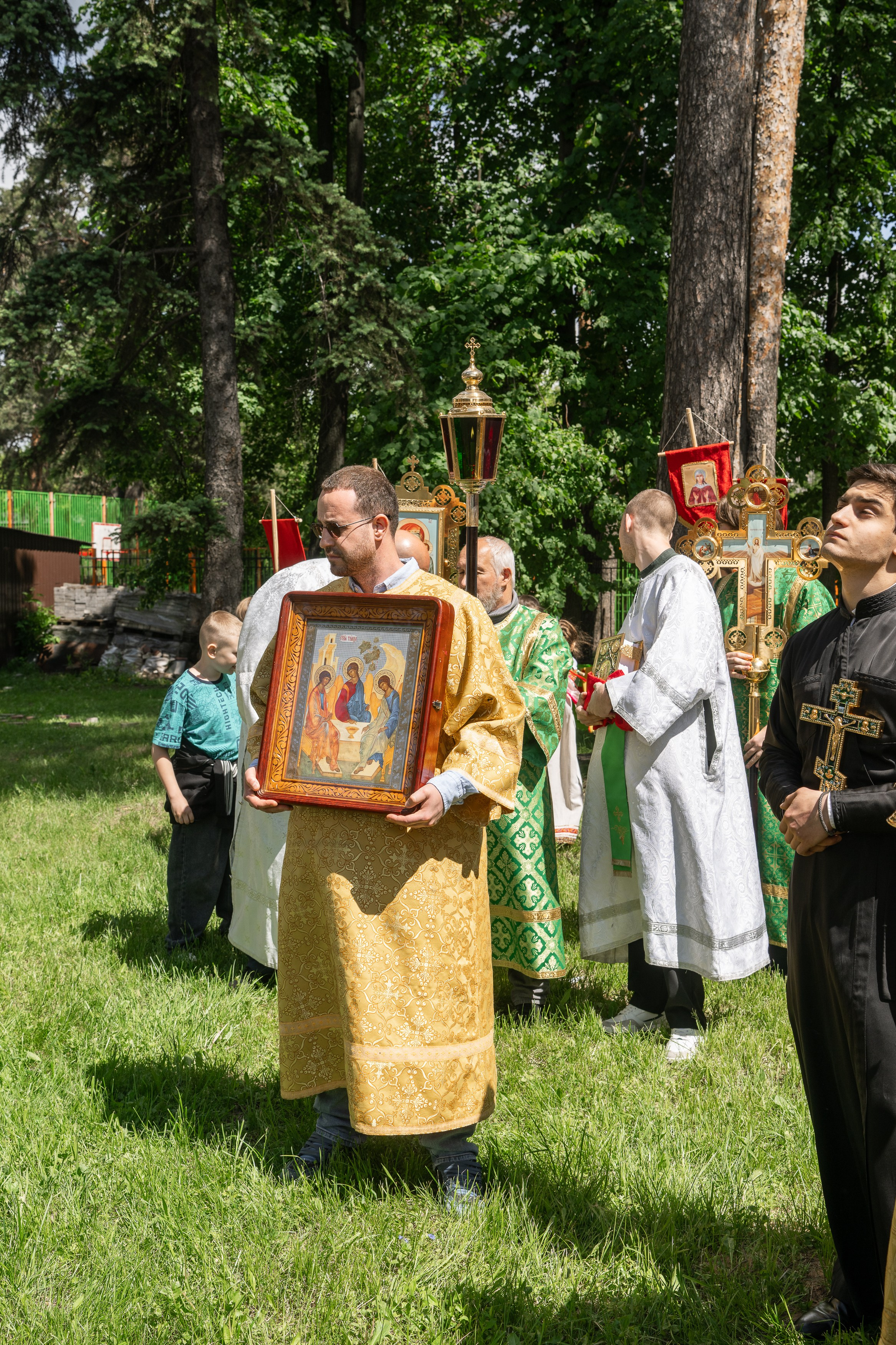 Престольный праздник в храме Троицы Живоначальной. Фотограф Москва/Подмосковье
