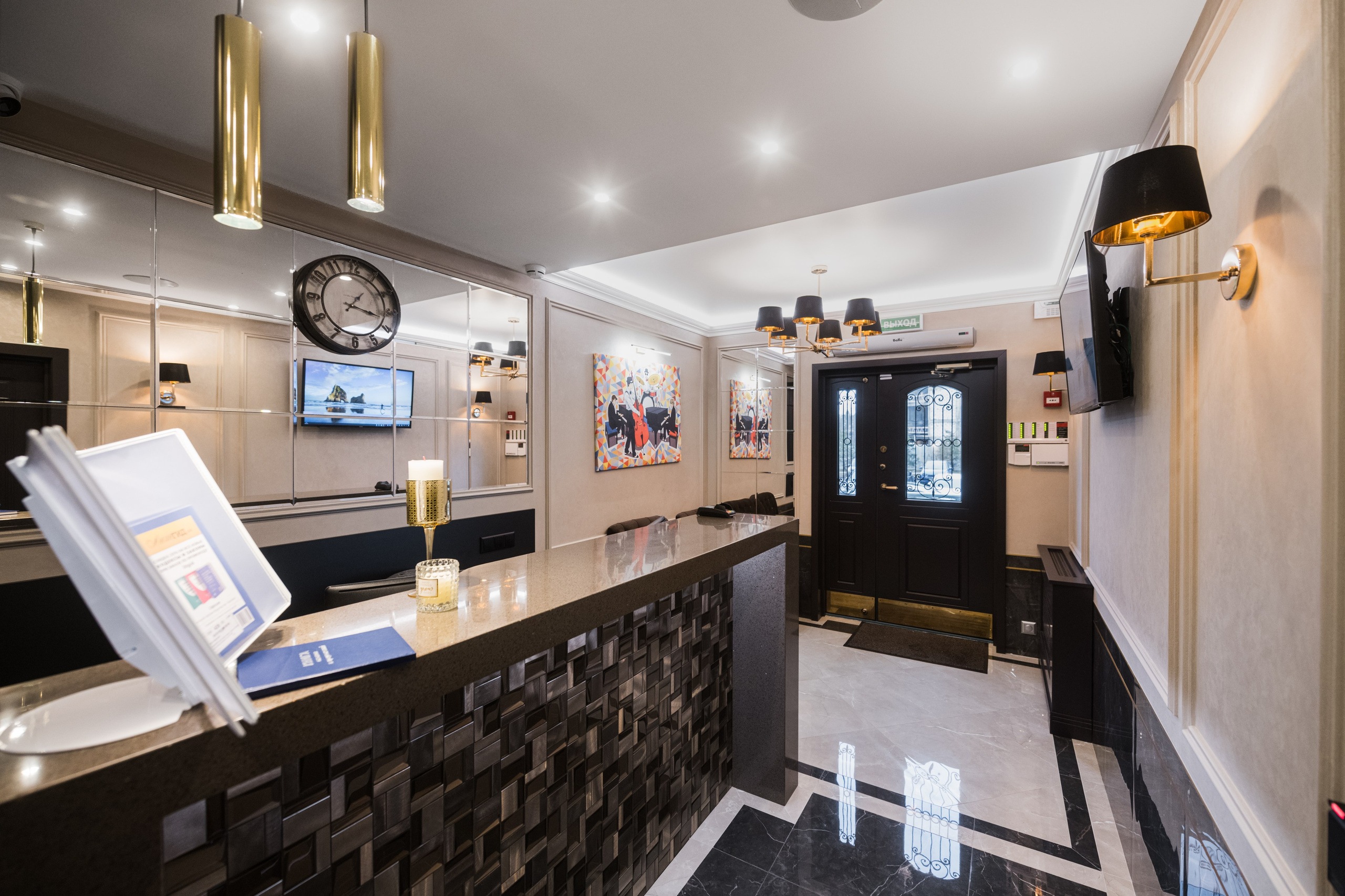 Интерьерная ретушь, фотограф Антон Белицкий, Москва. Интерьерный фотограф и ретушер в Красноярске Денис Антропов