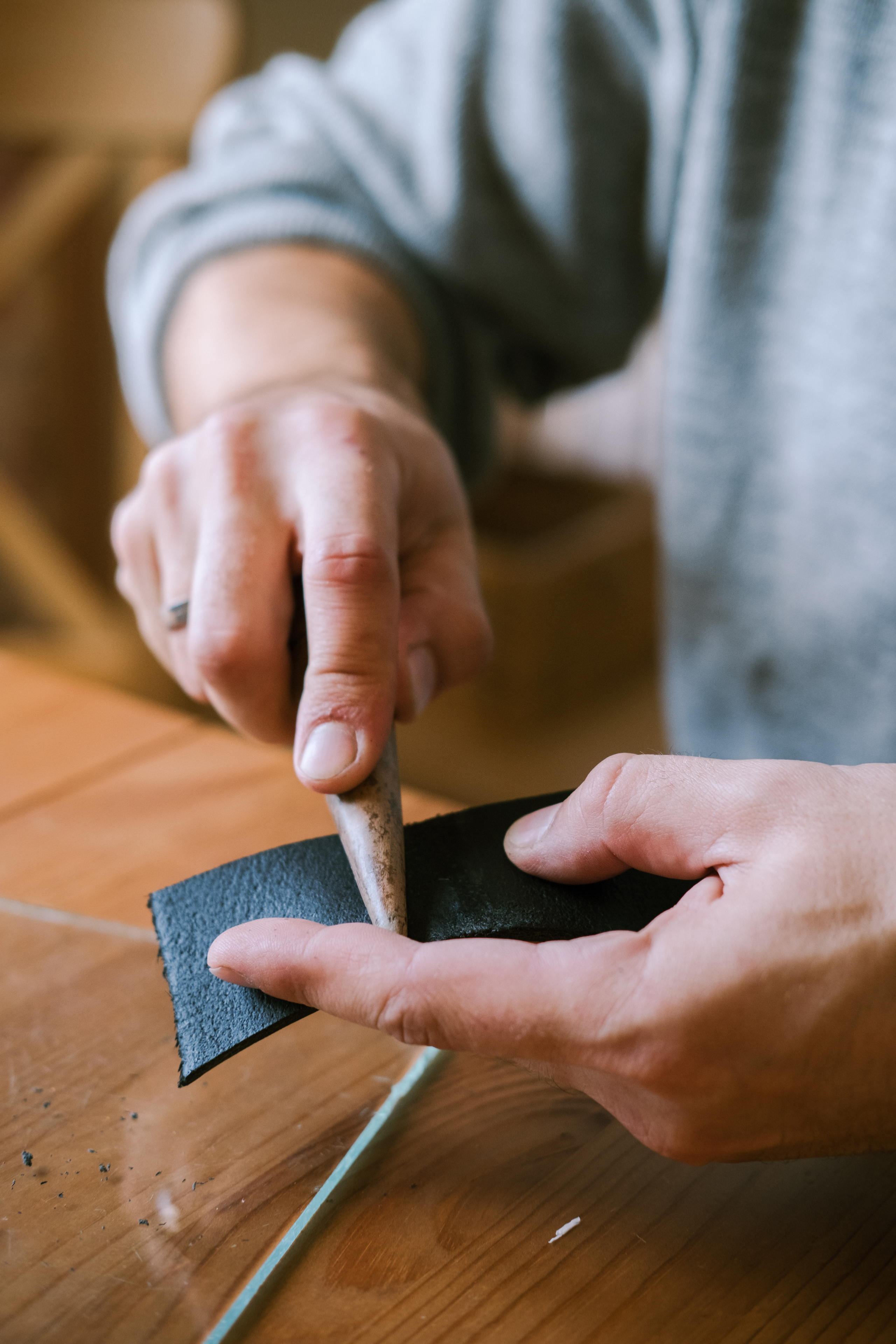 De Facto — кожевенная мастерская. Артём Кузнецов, фотограф, Новосибирск