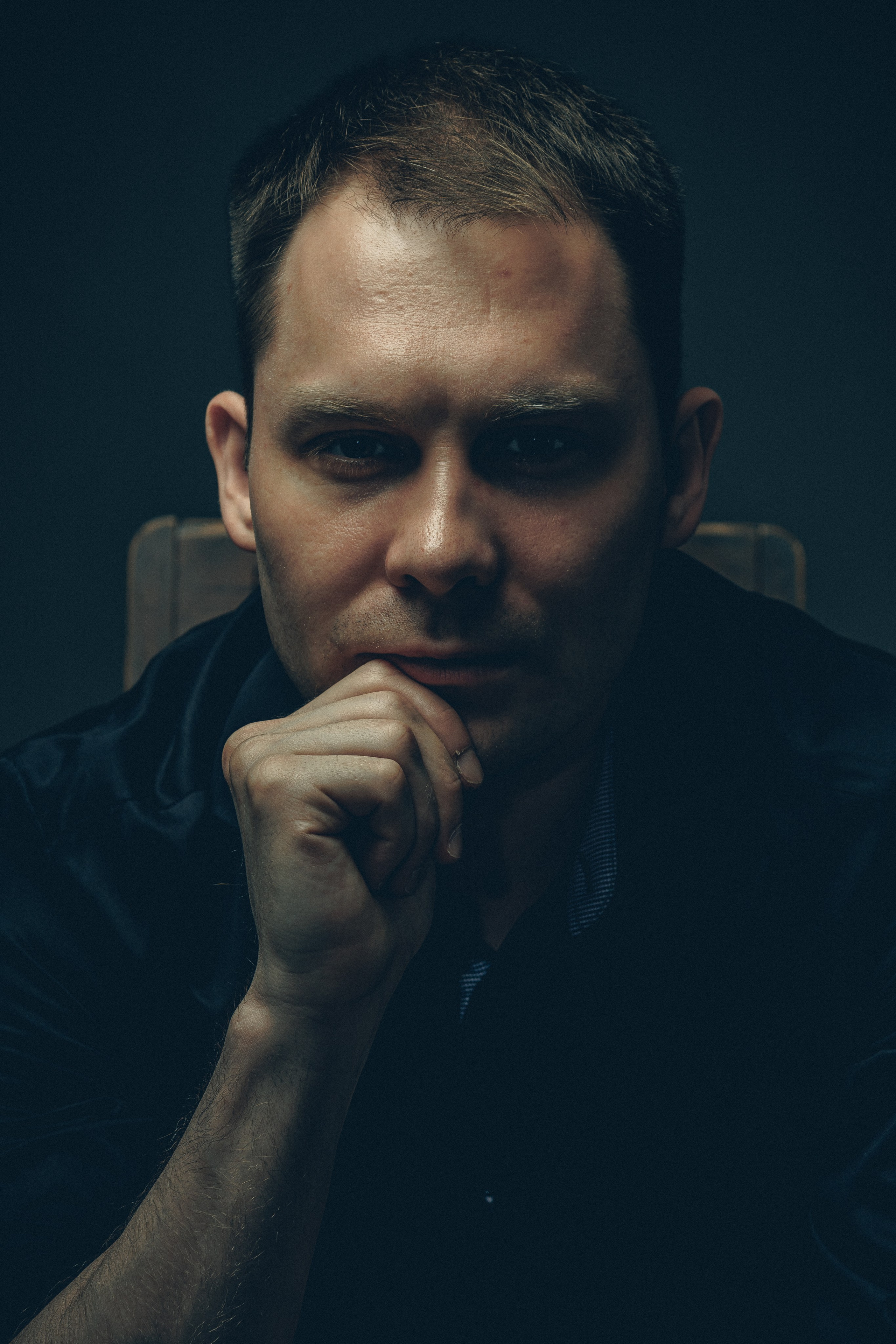 Мужская фотосессия в студии по теме фильма. Профессиональный фотограф в Санкт-Петербурге Александр Волосенцев