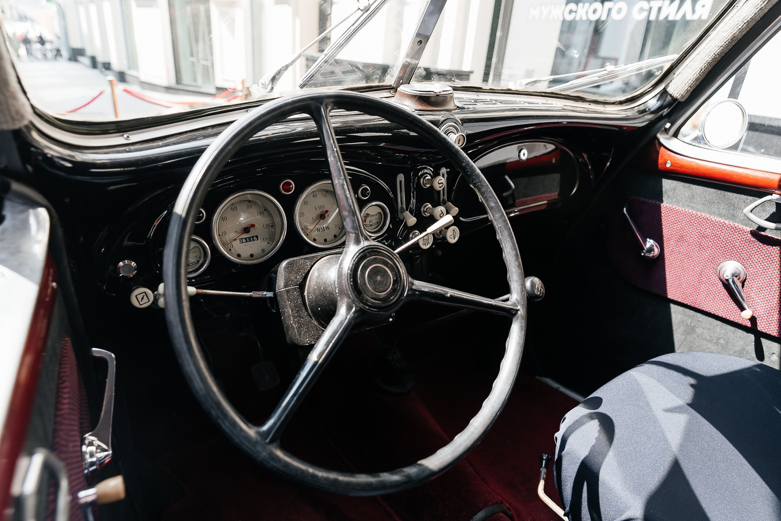 Henderson. Павел Краснов — Свадебный и репортажный фотограф в Москве