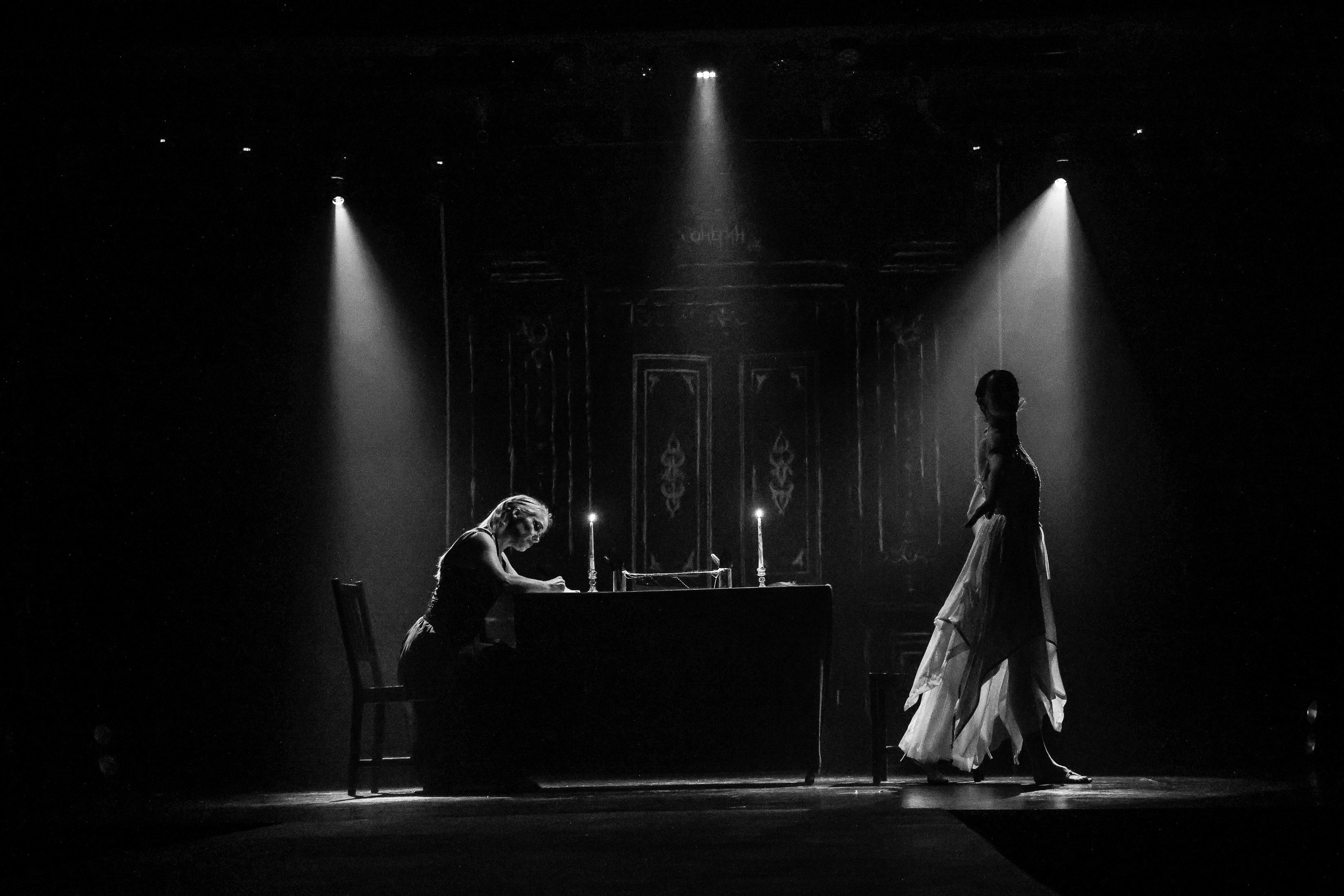 Пластический спектакль Онегин _ IVEX. Фотограф Юлия Мальцева