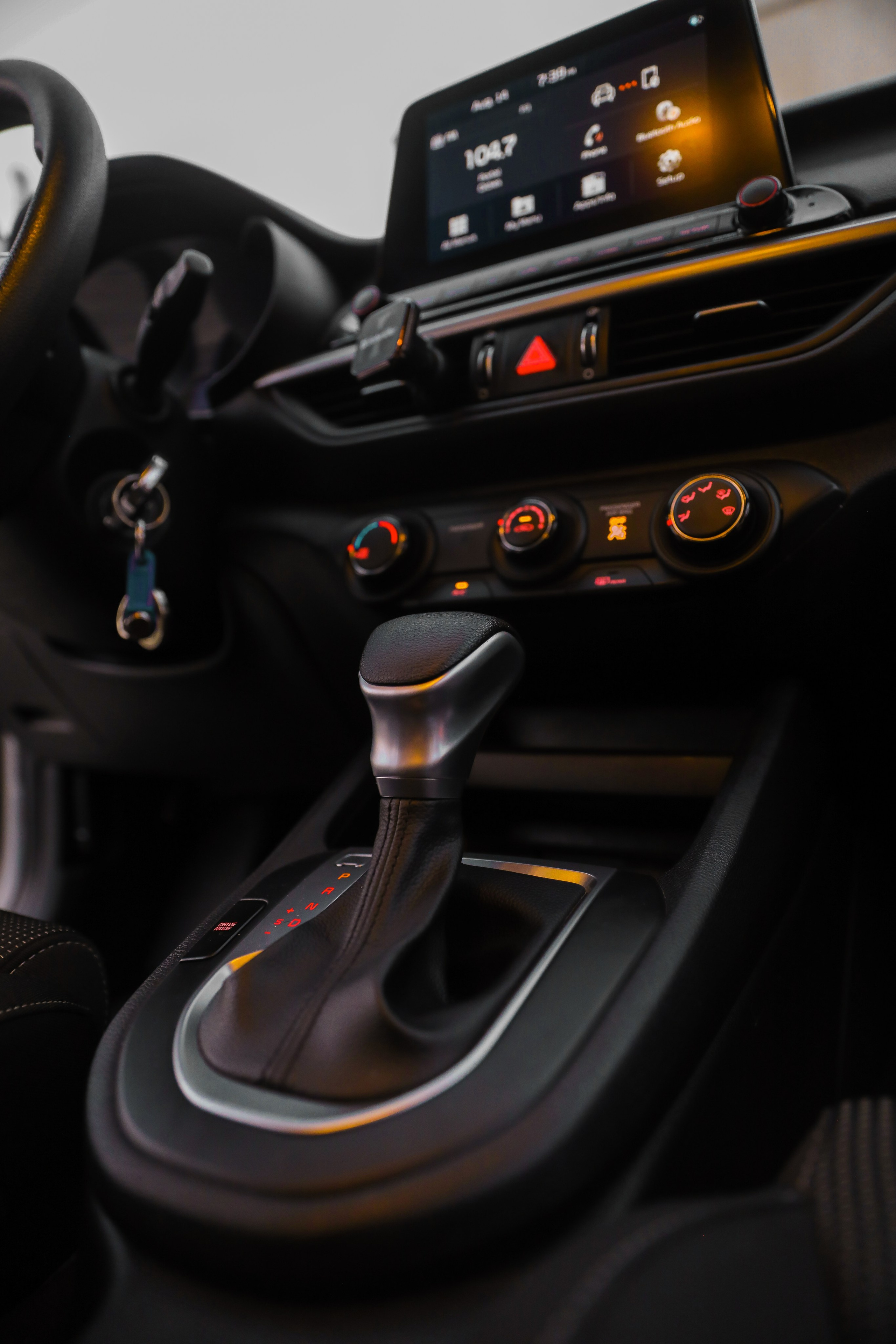 АВТО. Photographer Viktoriya Markushina «My world throug»