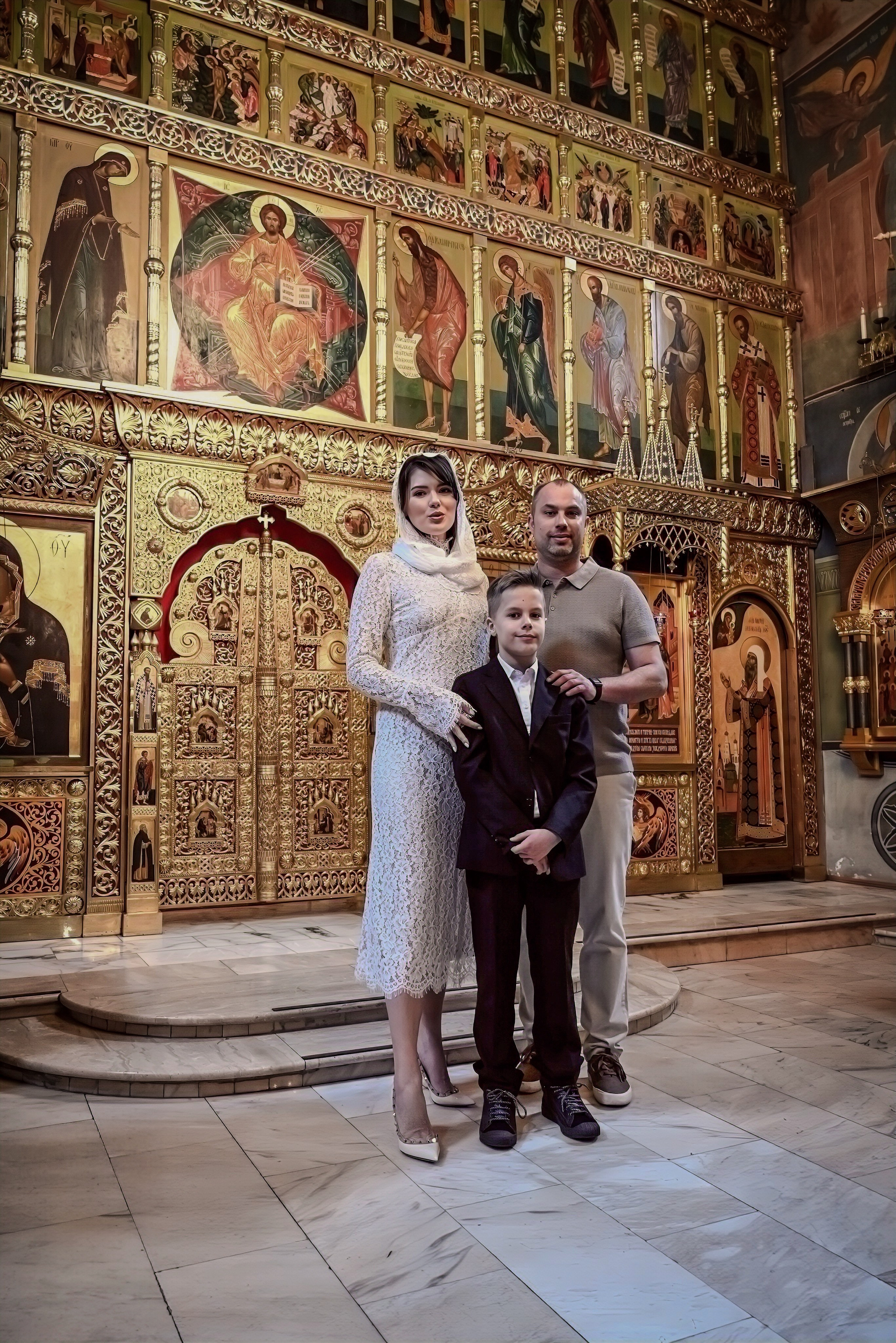 Крещение Арбат мама Ксения. Семейный и детский фотограф Москва