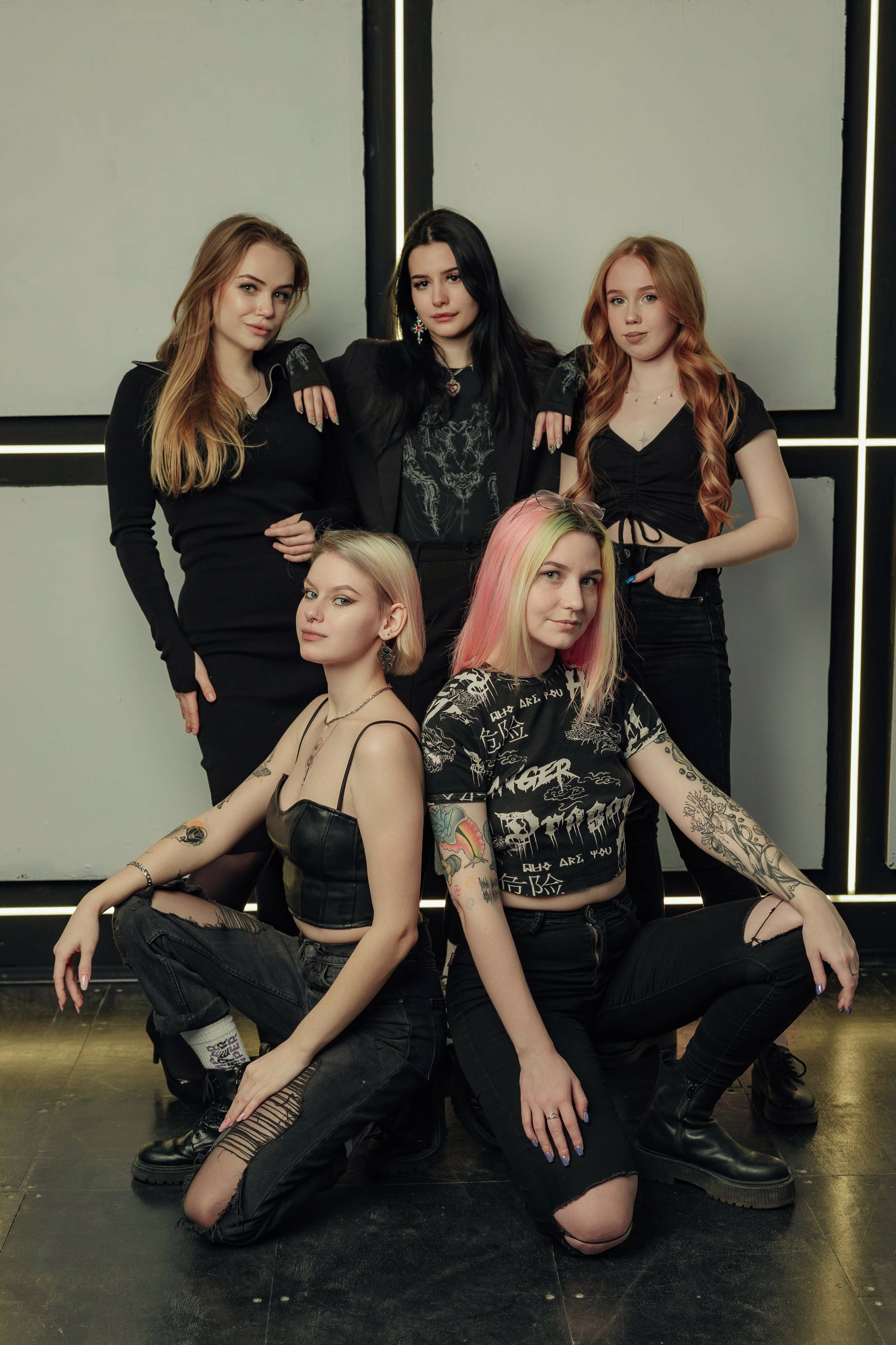 Коллективная фотосессия для мастеров тату-салона «Бить-Колотить». Алексей Шаров — свадебный и репортажный фотограф в Нижнем Новгороде