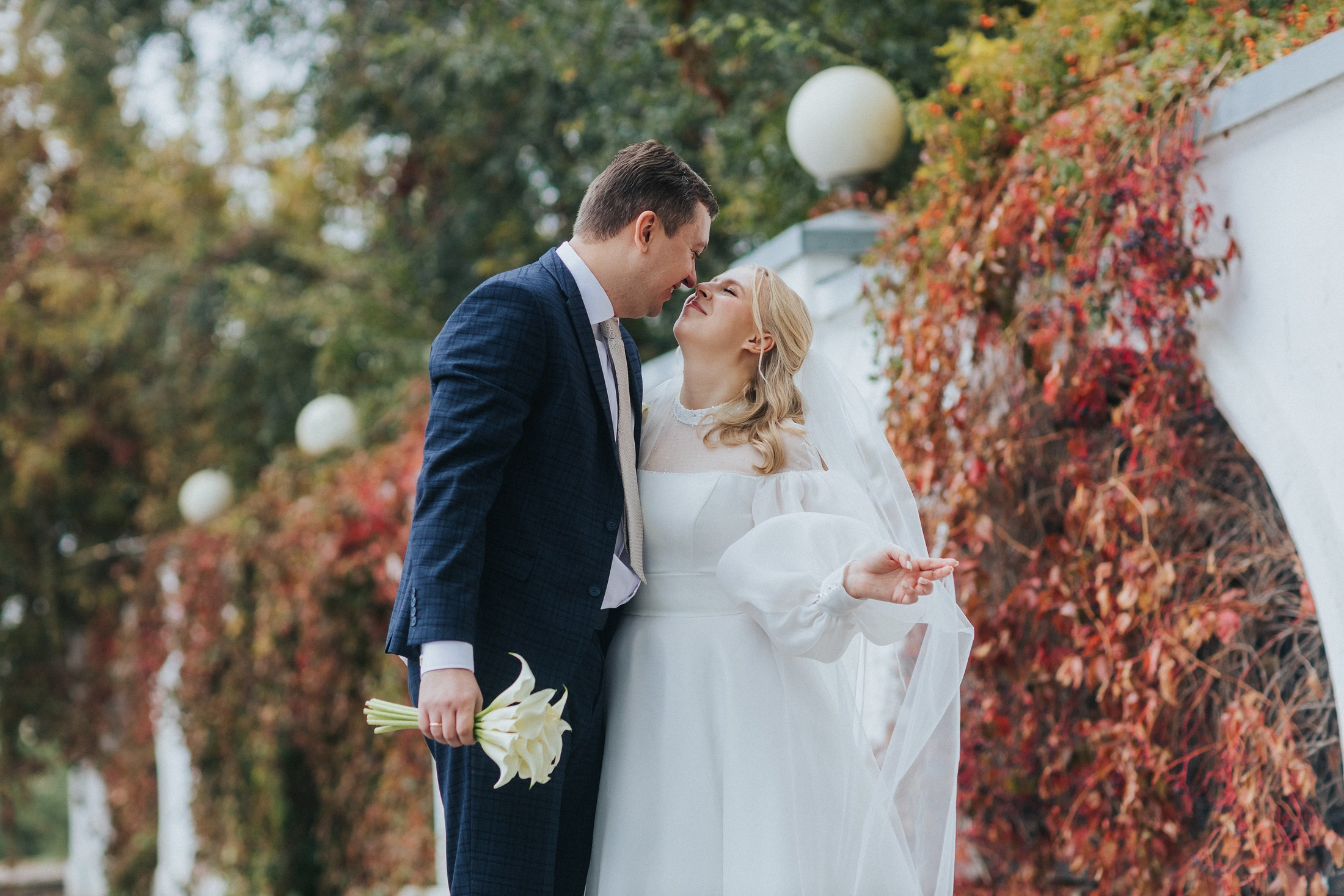 Егор и Екатерина. Осень, музей Машкова. Фотографы в городе Волгограде — Людмила Агеева и Алексей Околелов