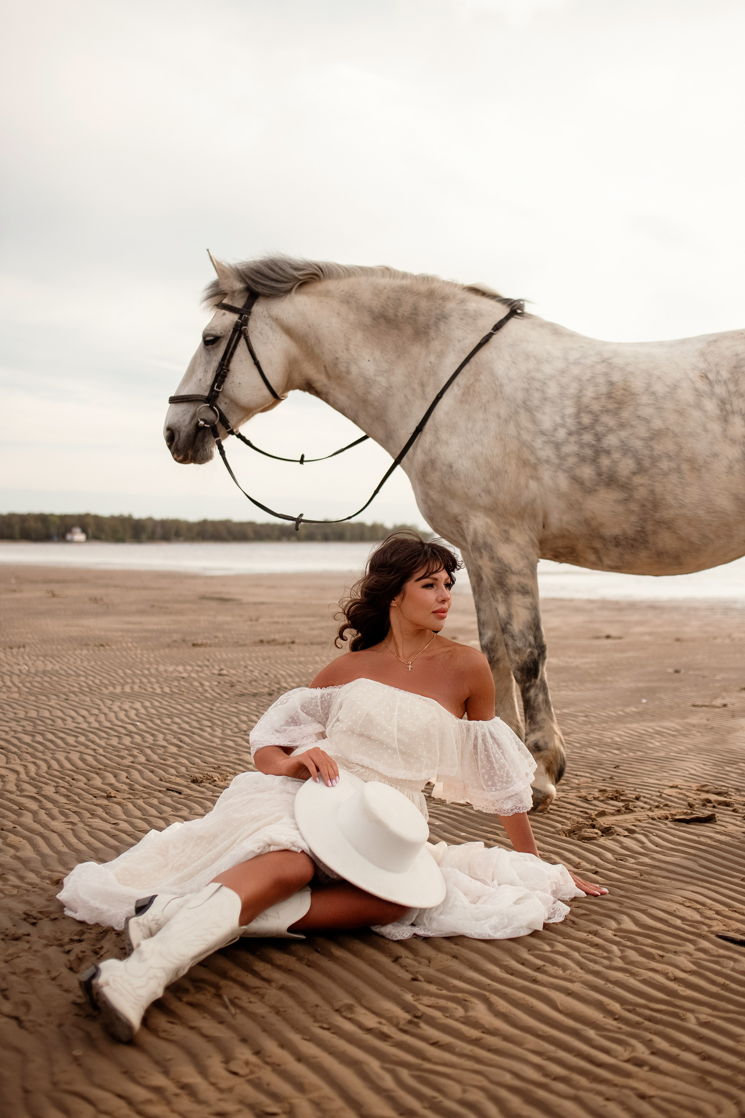 Кристина, Варя и Метелька