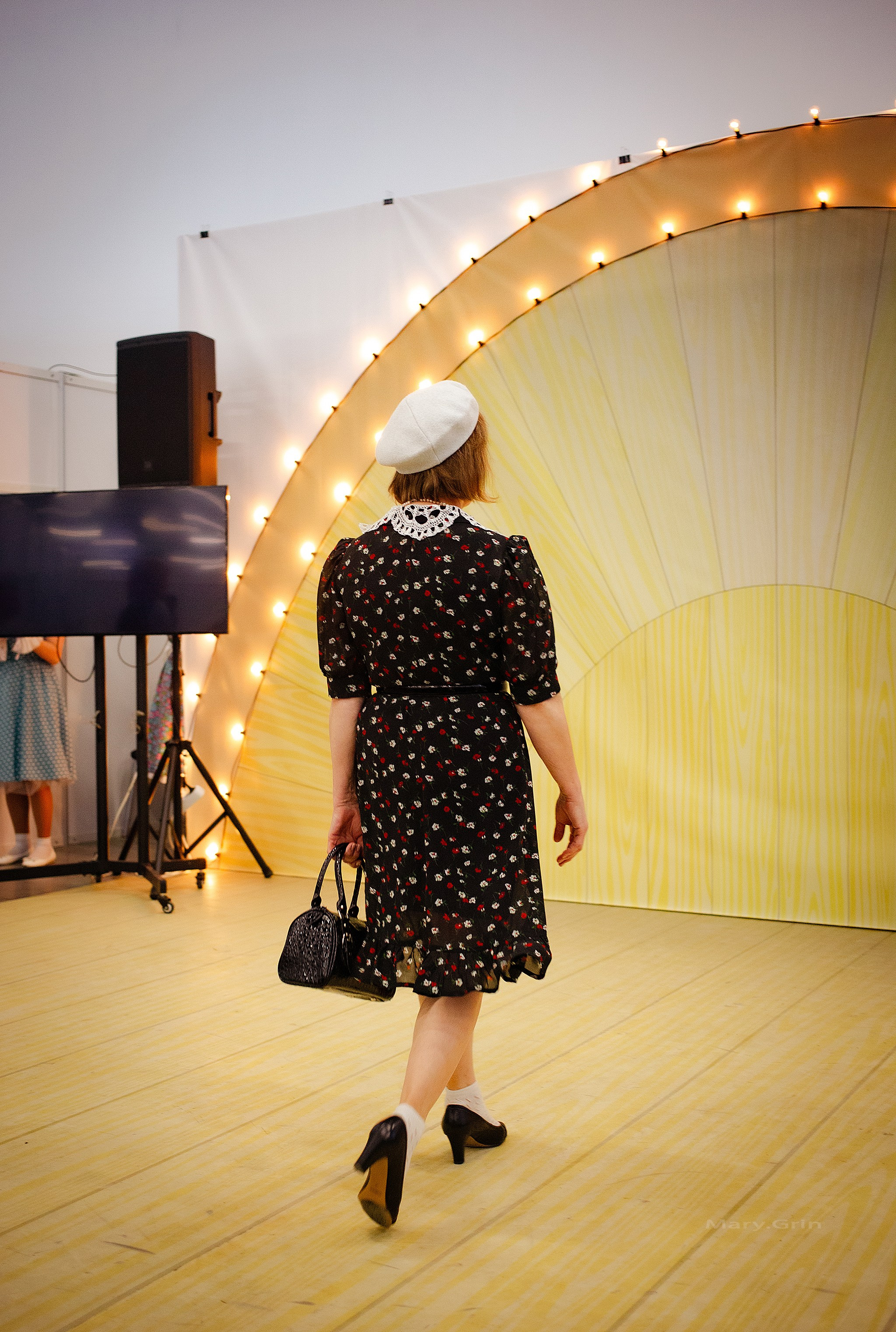 Показ моды 40х лет. Православная ярмарка 2025. Детский и семейный фотограф, фотограф мероприятий Нижний Новгород