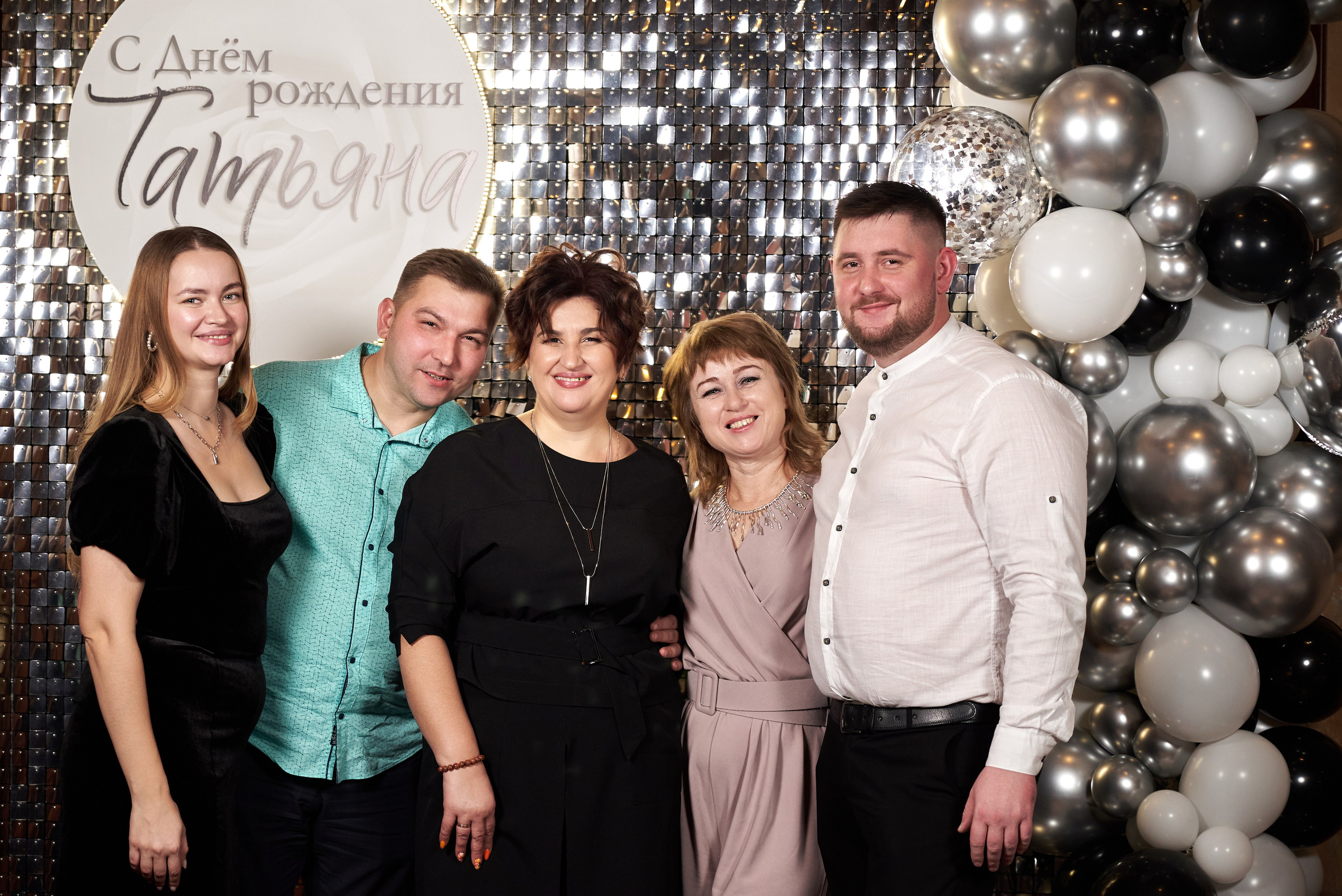 Фотограф Старый Оскол, Губкин. Профессиональный фотограф Старый Оскол, Губкин — свадьба, венчание, крещение, юбилей и день рождения