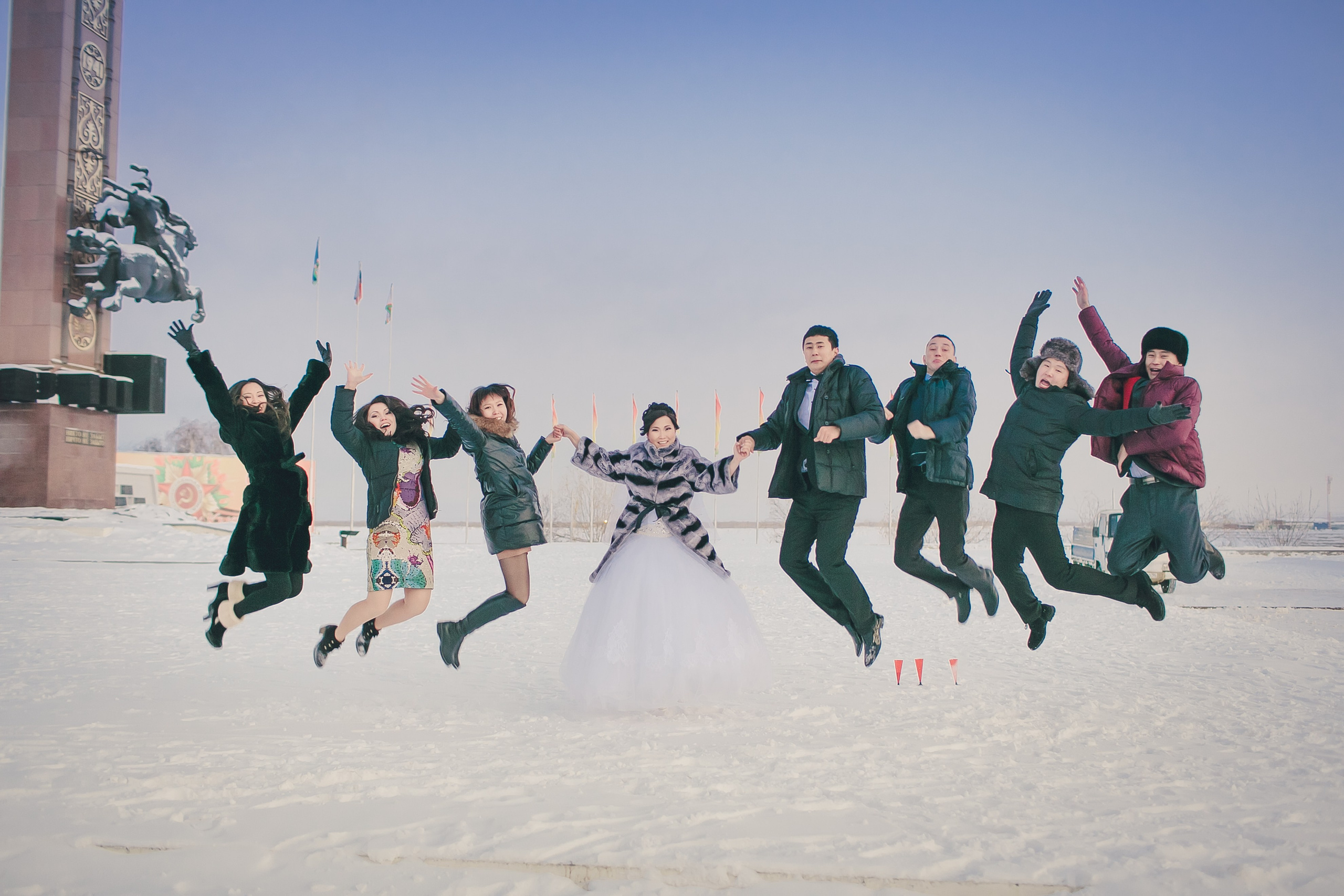 Зимнее свадебное фото. Фотограф Надежда Куин, Якутск