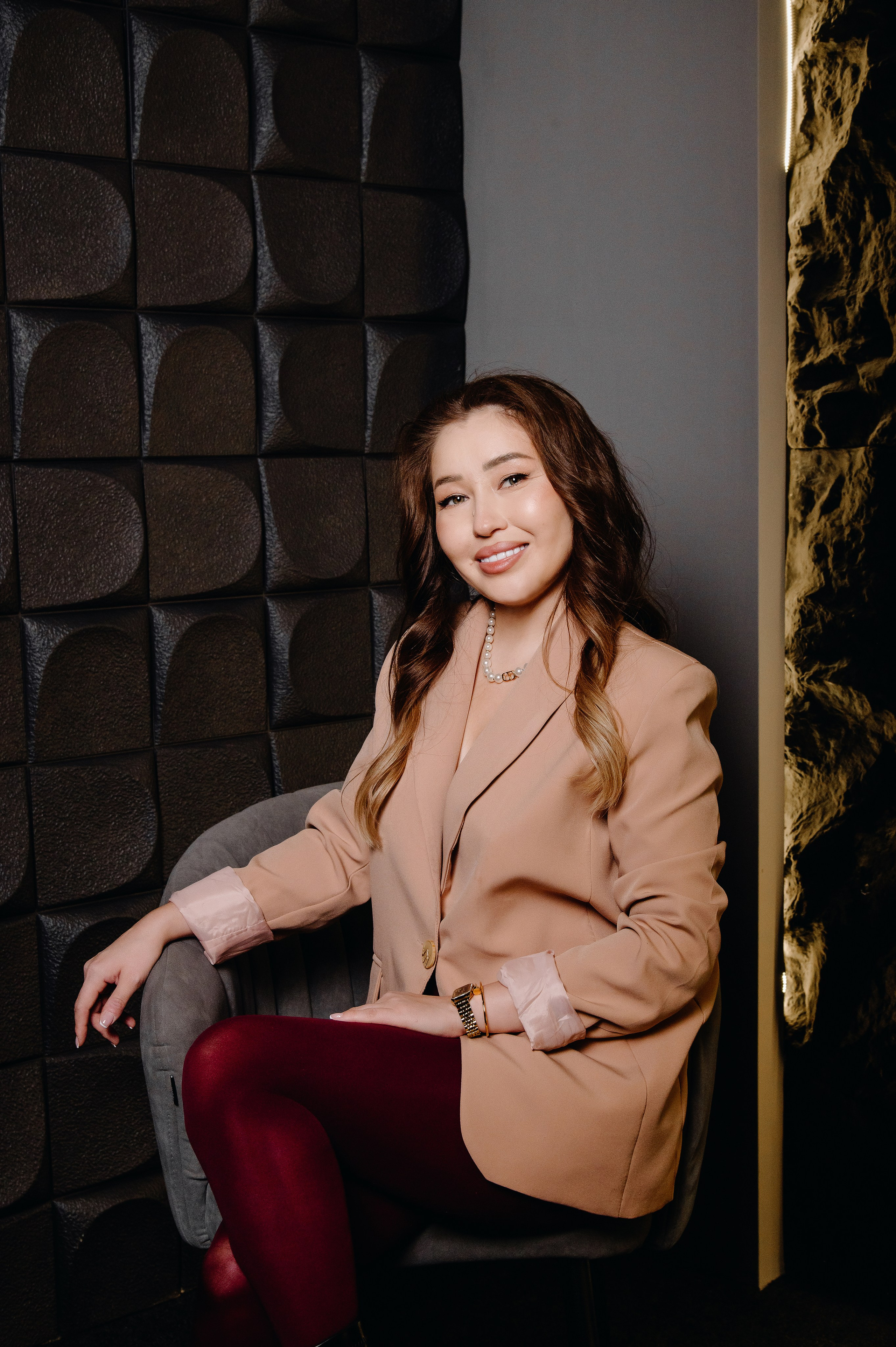 Бизнес-фотосессия для Каспи специалиста в Караганде. Свадебный фотограф Караганда