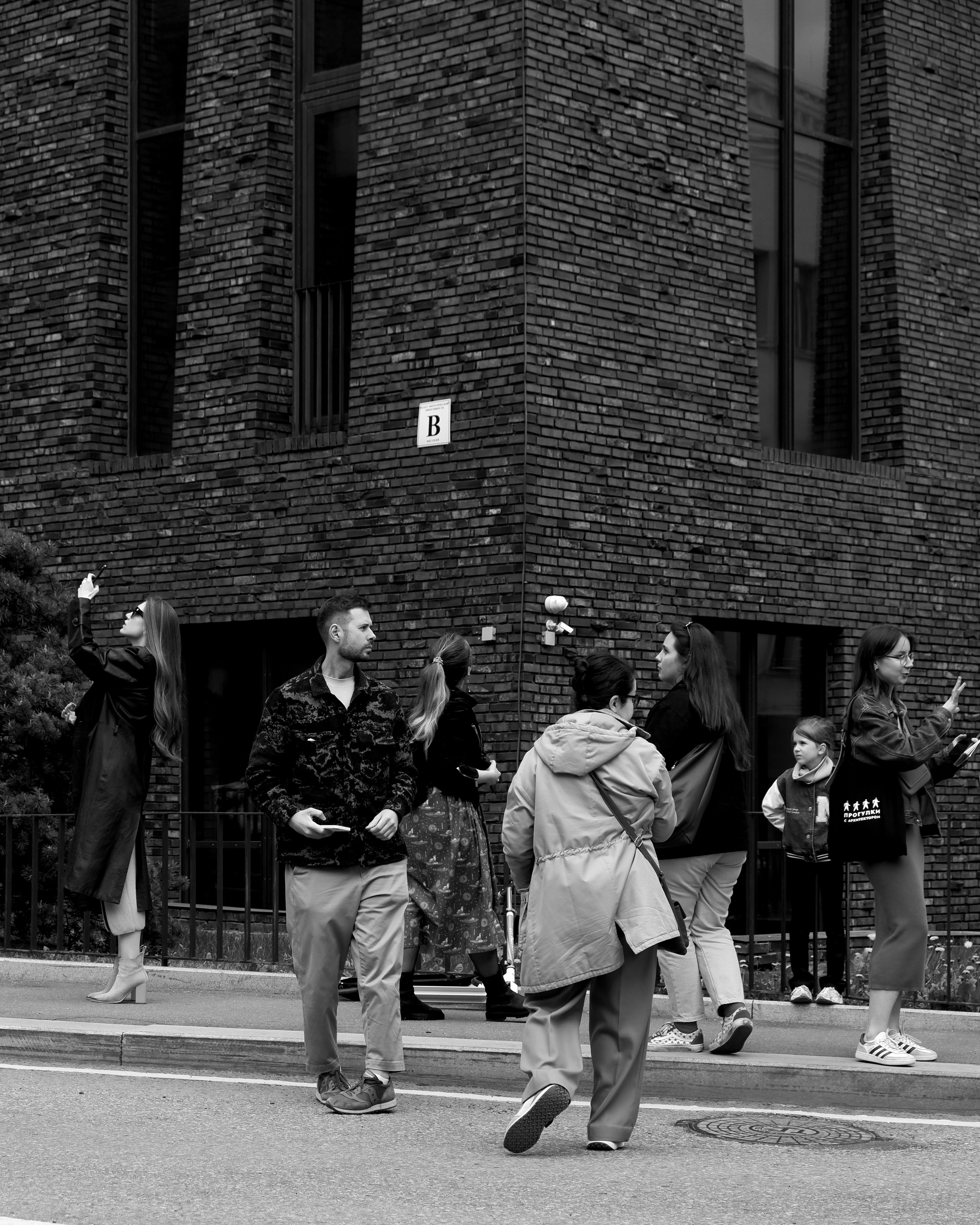 Прогулки с архитектором x A-House. Михаил Мулач | Архитектурный фотограф