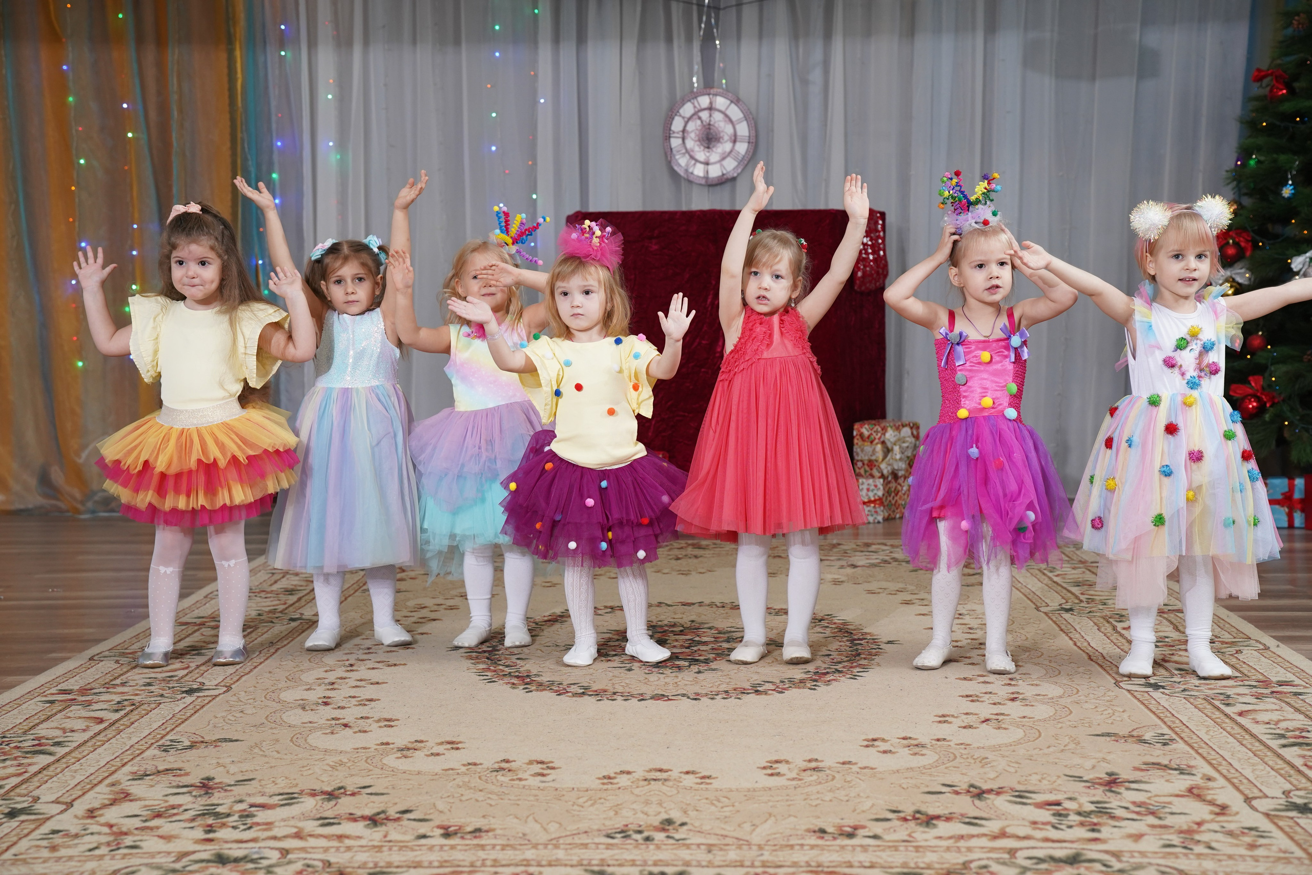 Репортажная съемка /Выпускной//. MEMENTO.Выпускные альбомы, школьные, юбилейные и другие книги. Ростов-на-Дону