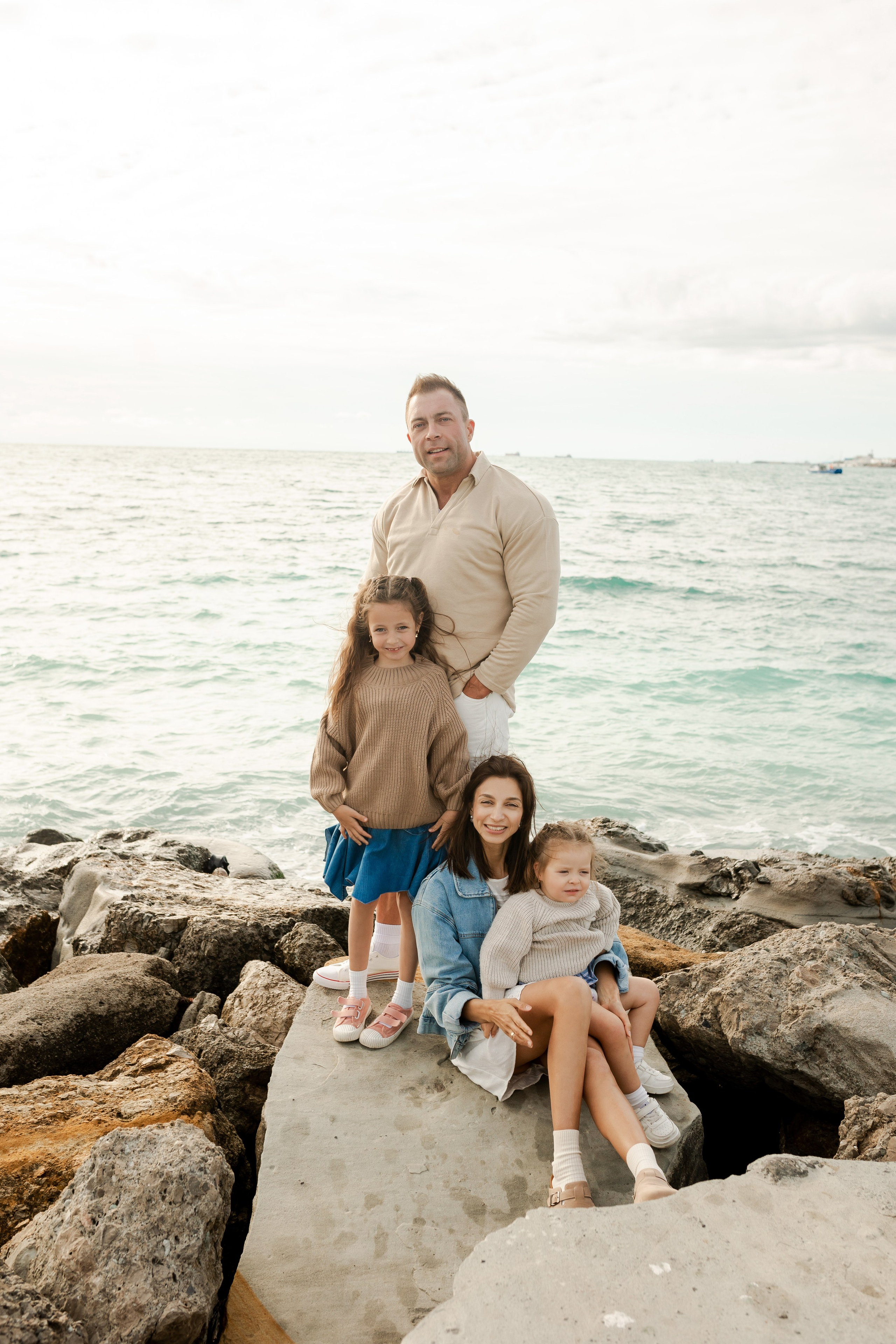 Алена, Сергей, Нина и Маша. Фотограф в Геленджике, Архипо-Осиповке, Абрау-Дюрсо, Кринице Виктория