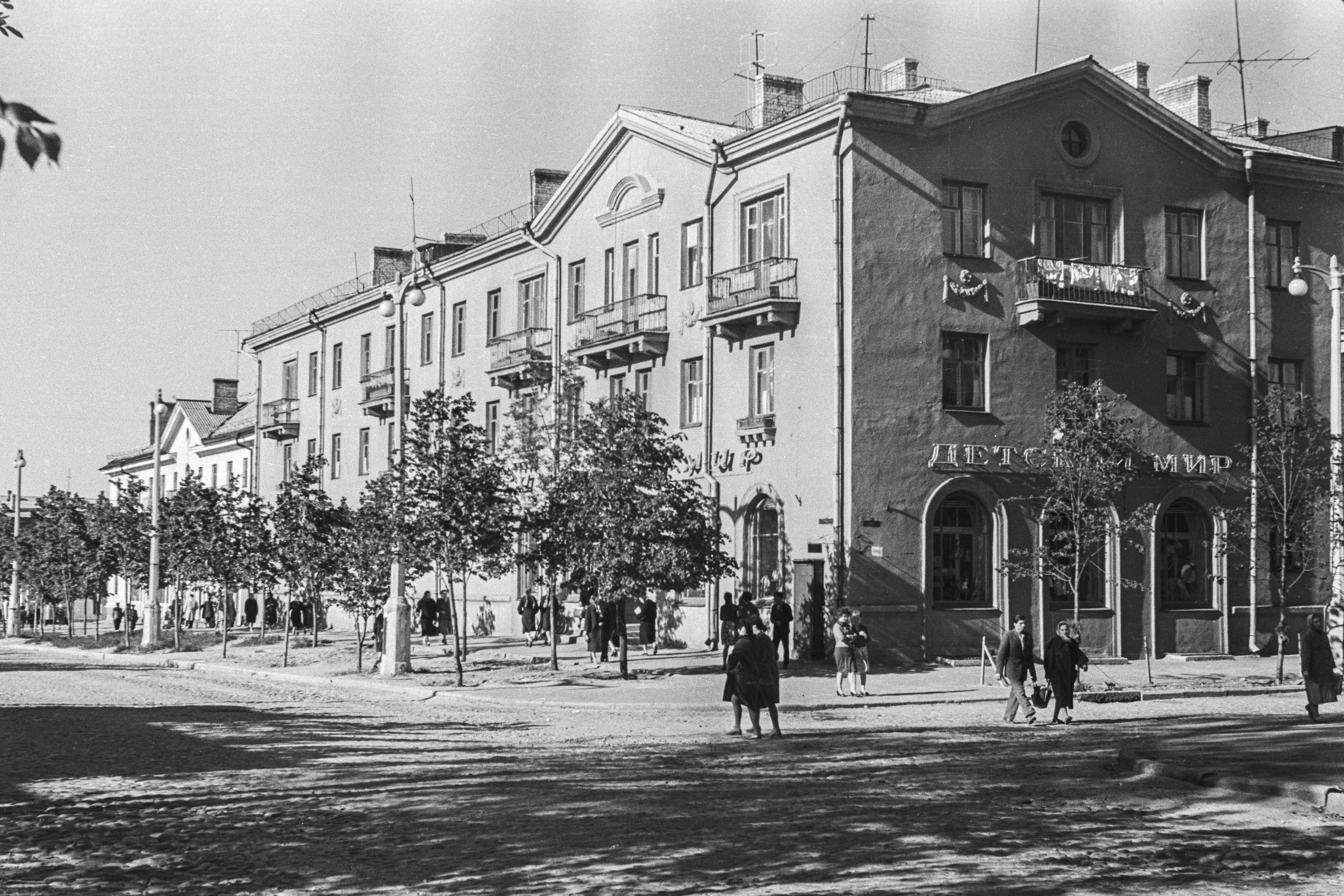 Магазин Детский мир