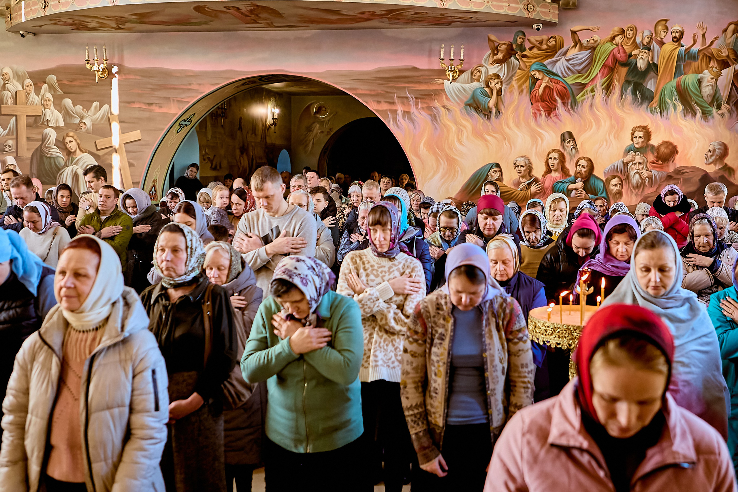 Фотографии в храме во второе Воскресение Великого поста