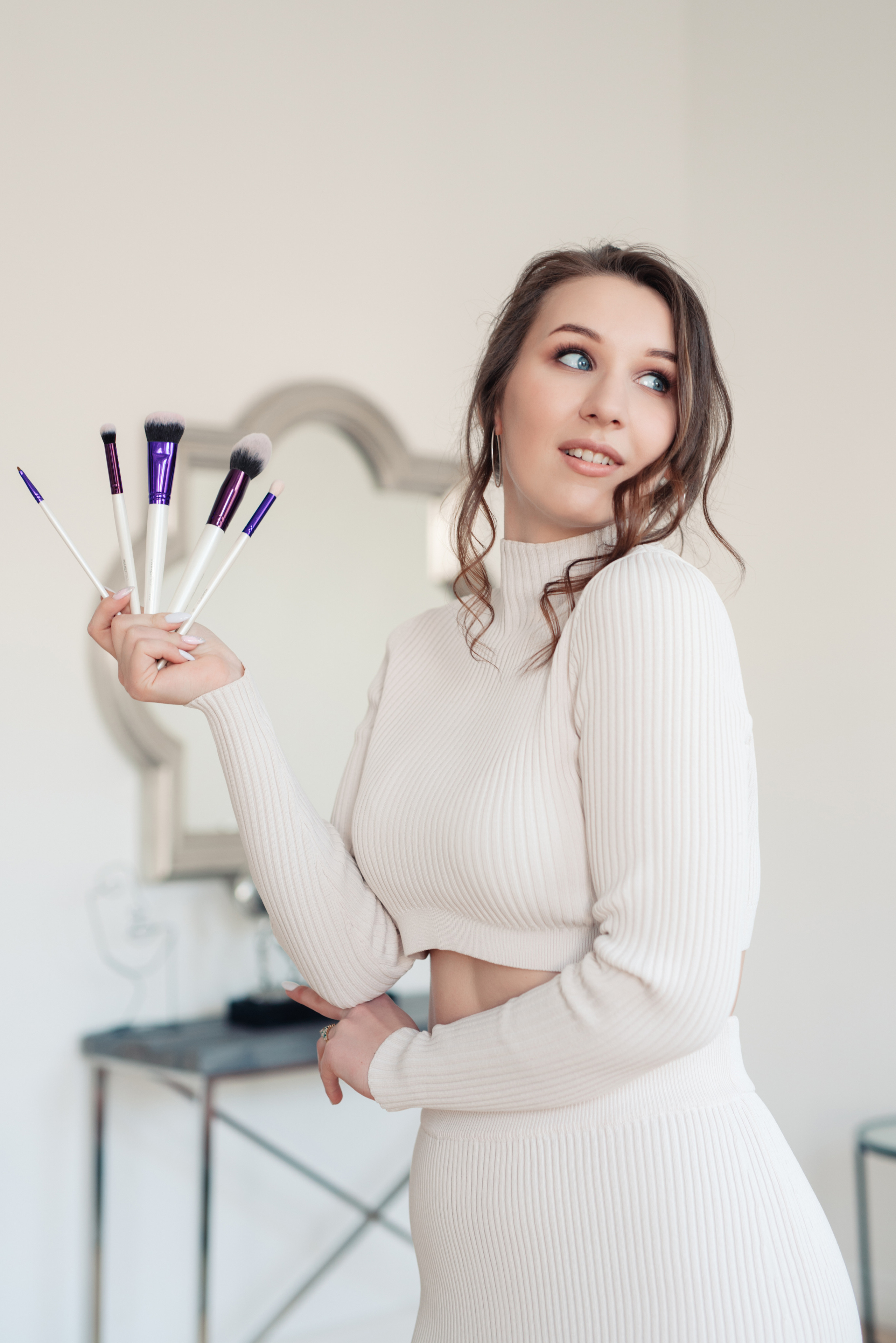 Елена. Стилист по прическам | Визажист. Фотограф в Санкт-Петербурге и Ленинградской области