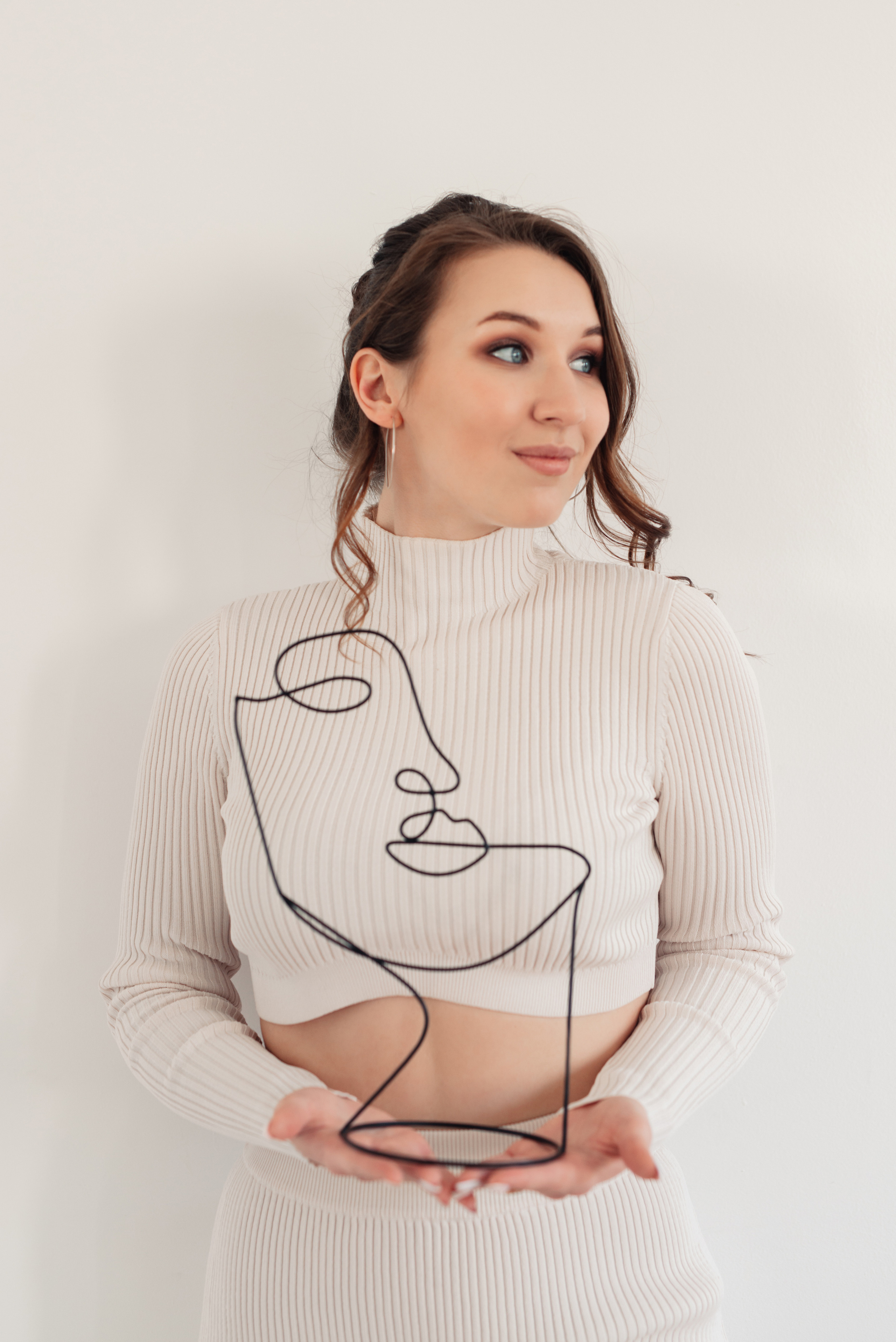 Елена. Стилист по прическам | Визажист. Фотограф в Санкт-Петербурге и Ленинградской области