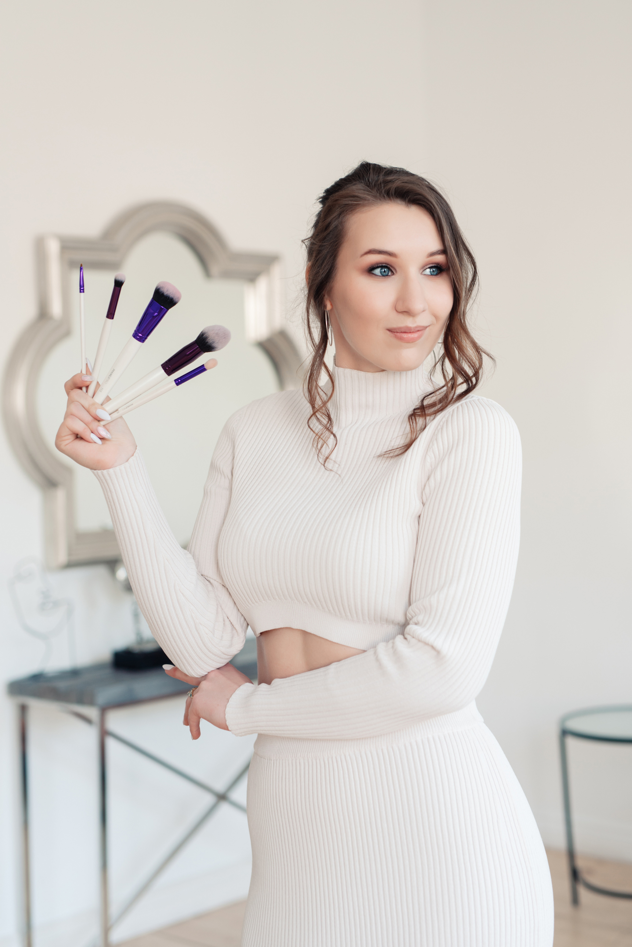 Елена. Стилист по прическам | Визажист. Фотограф в Санкт-Петербурге и Ленинградской области