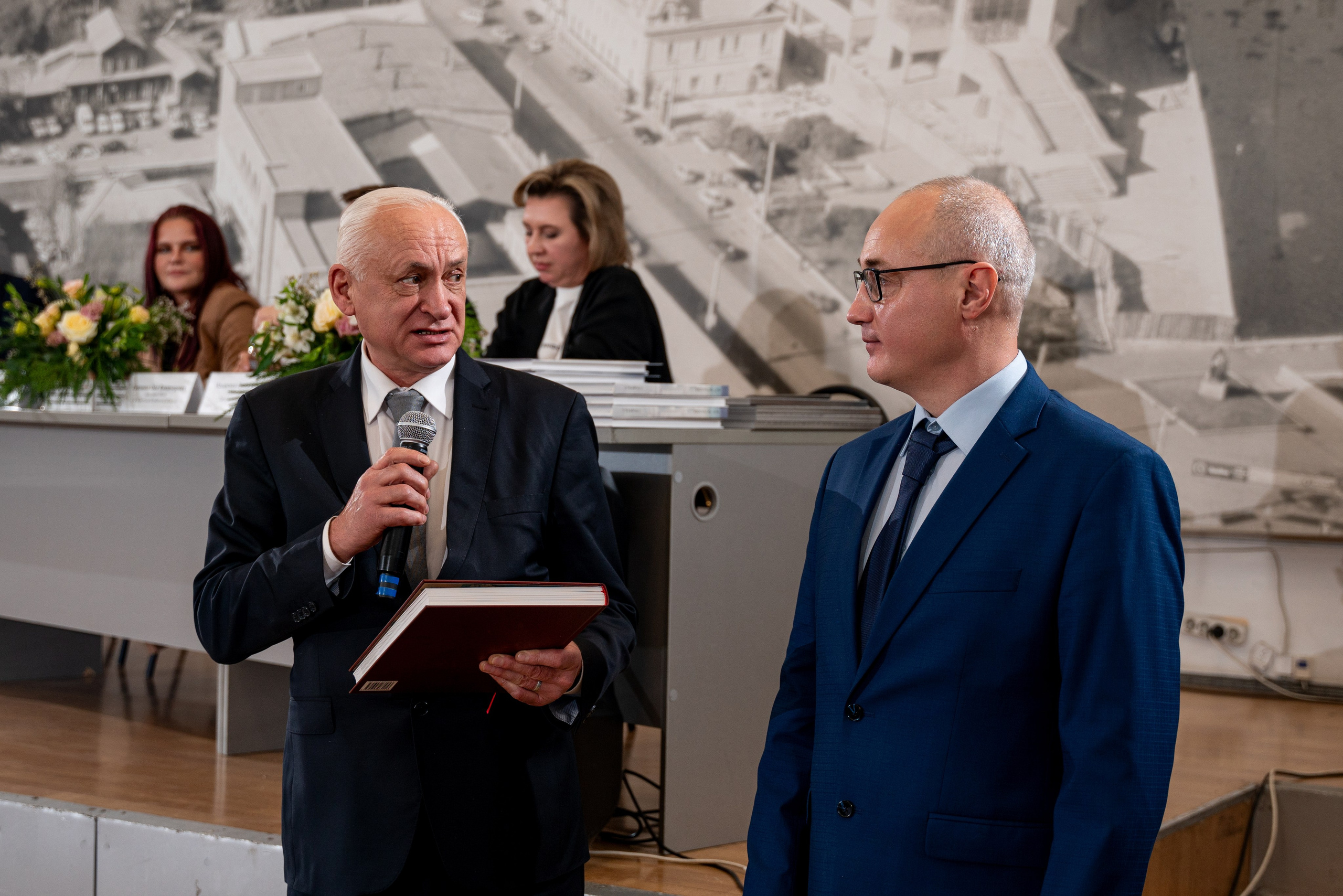 КОНФЕРЕНЦИЯ В ДОМЕ АРХИТЕКТОРА. Фотограф на любое мероприятие