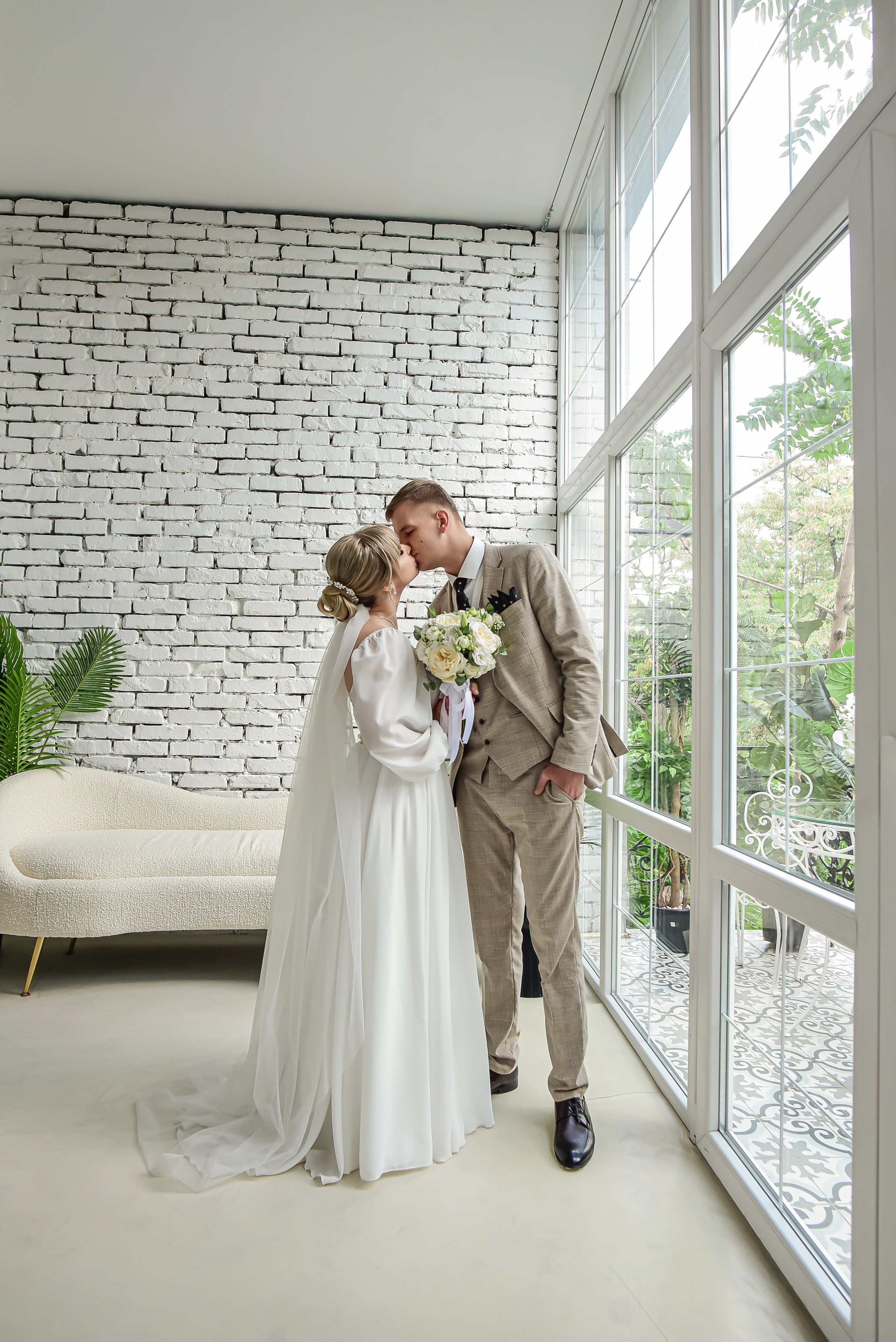 Съемка в студии, гостинице. Семейный и свадебный фотограф в Донецке Донская Анастасия