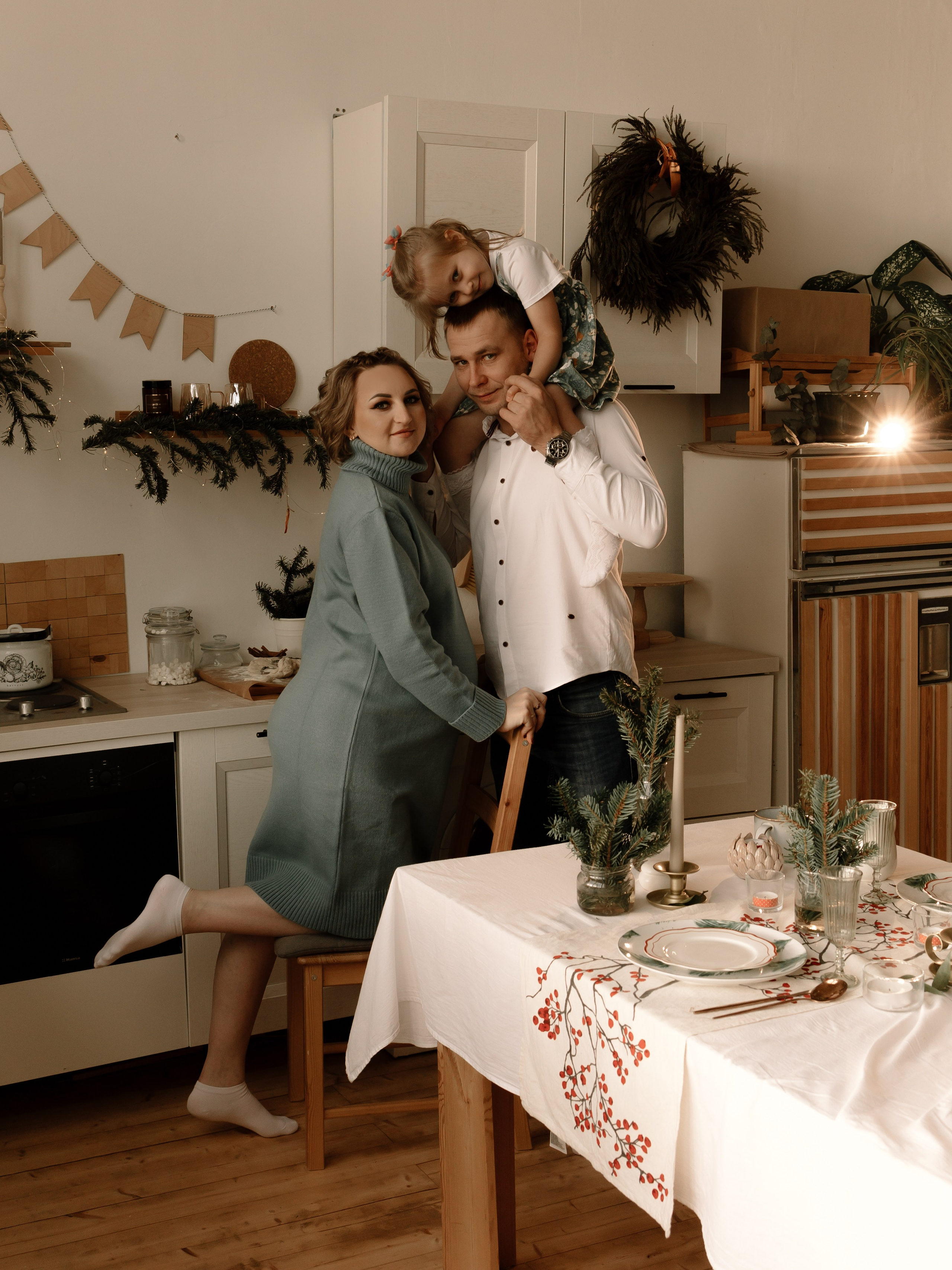 Новогодняя в «Loft Potolok» — 4. Семейный фотограф в Краснодаре Храмова Анна