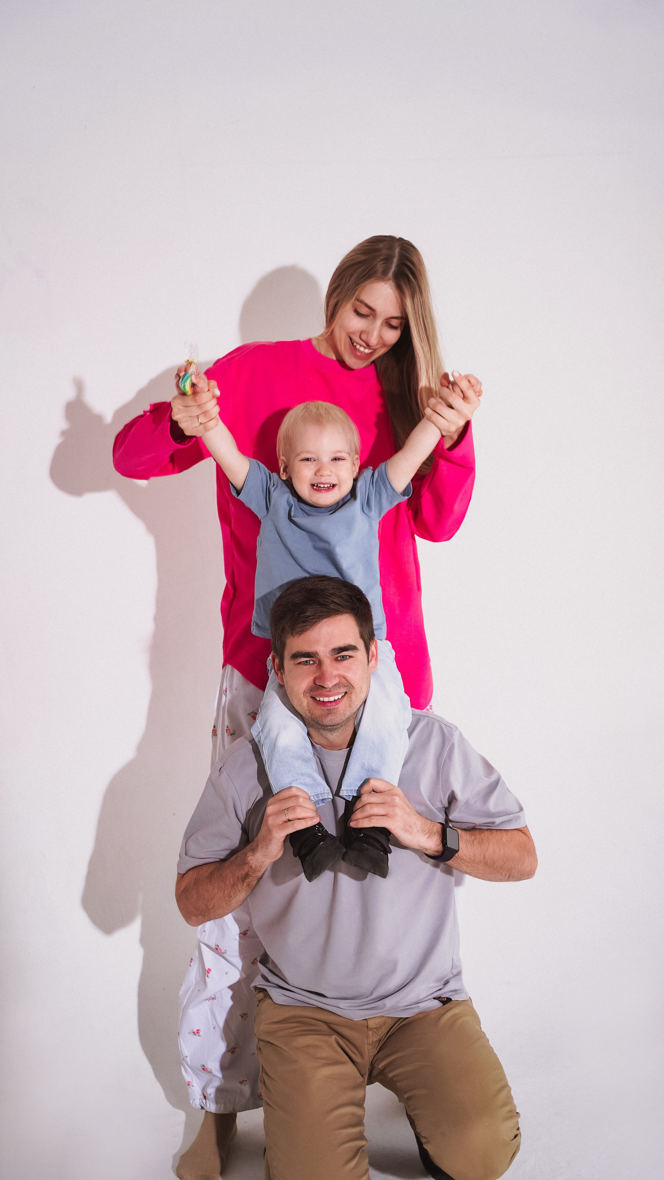 Елизавета, Денис, Никитёнок. Добро пожаловать в мир самого прекрасного — в мир фотографии!