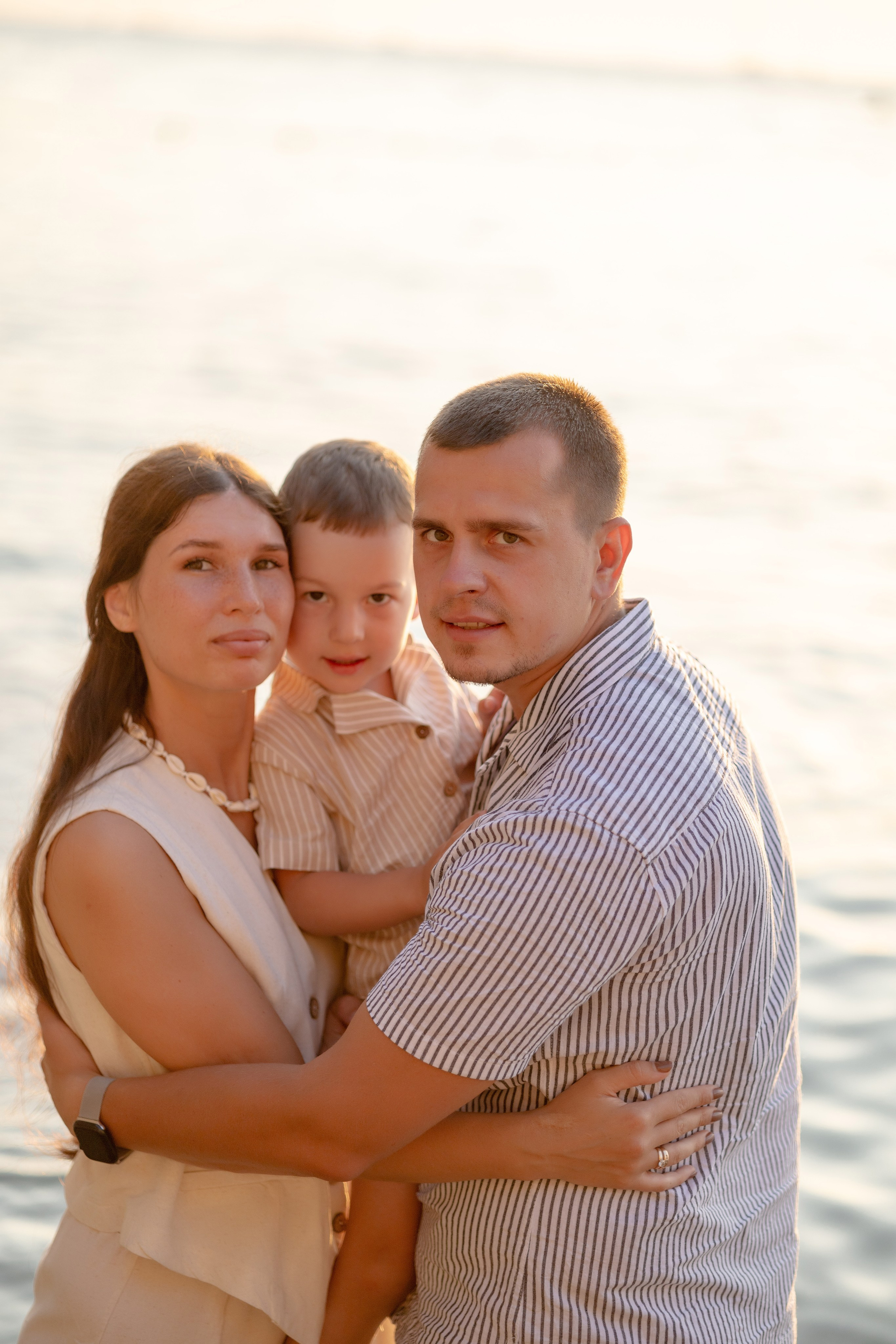 Закат на пляже Метрополь. Семейный и портретный фотограф в Геленджике Любовь Бодрова