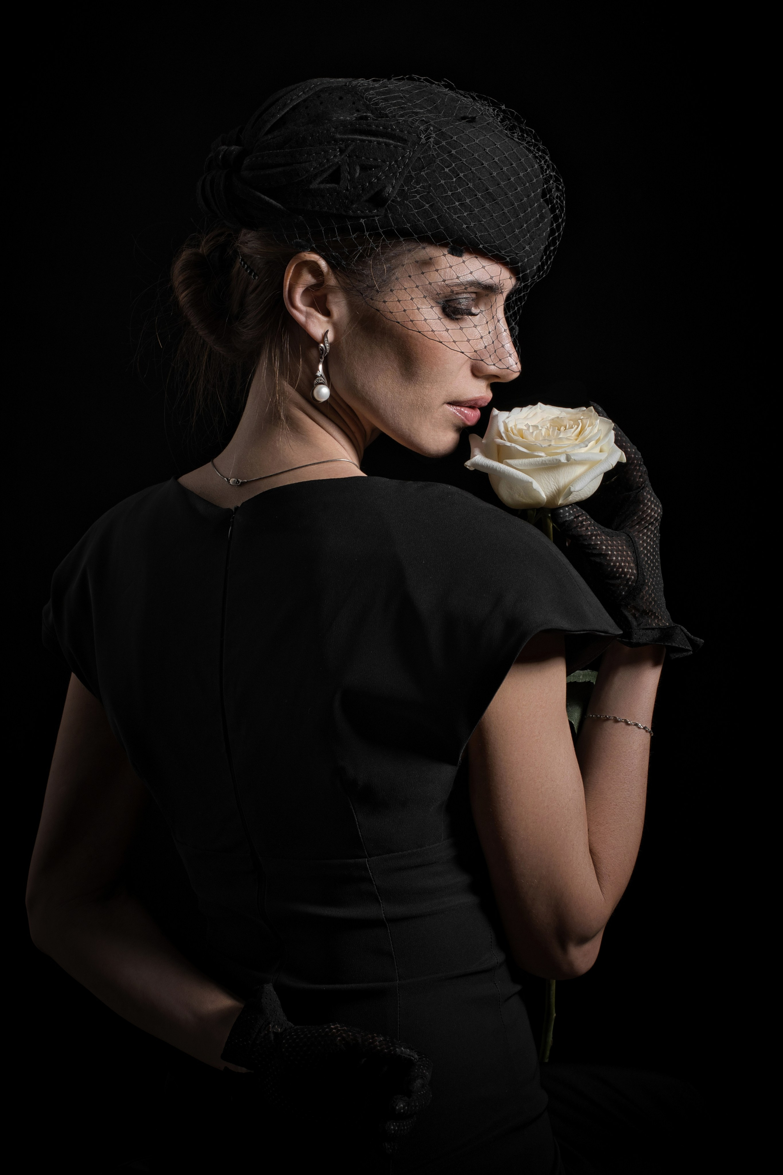 Роза в вуали. Фотограф Денис Кривопусков