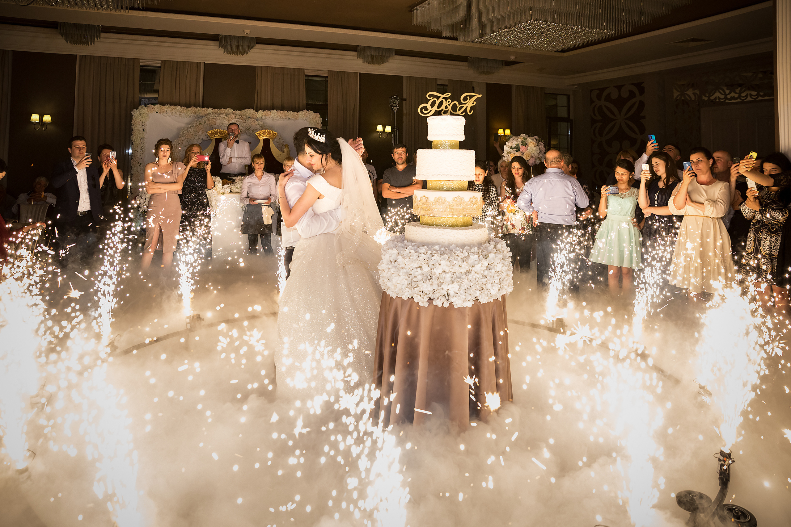 Феликс и Арминэ. Свадебные фотографы в Москве: Денис и Елена Пройдовы