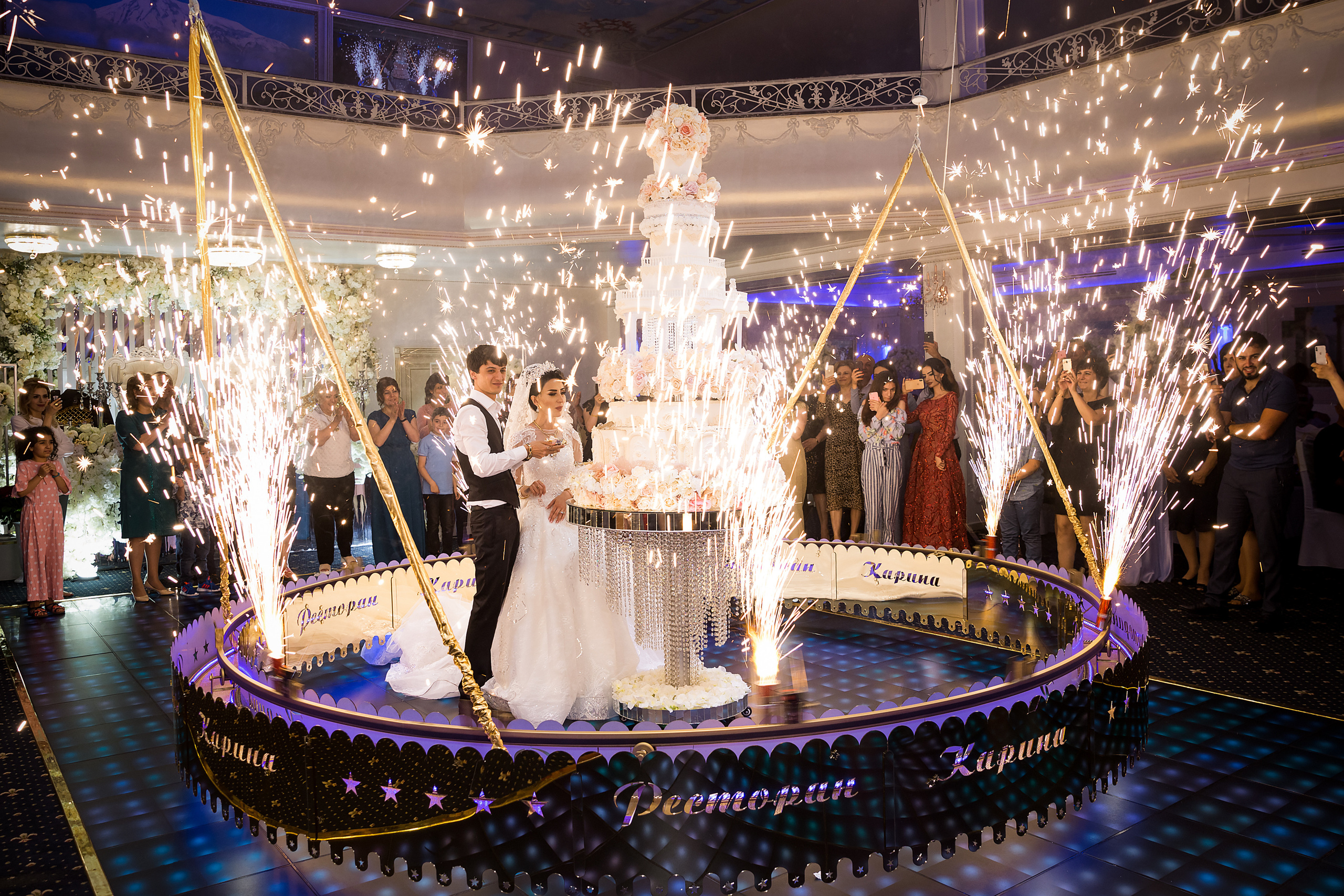 Давид и Нектар. Свадебные фотографы в Москве: Денис и Елена Пройдовы