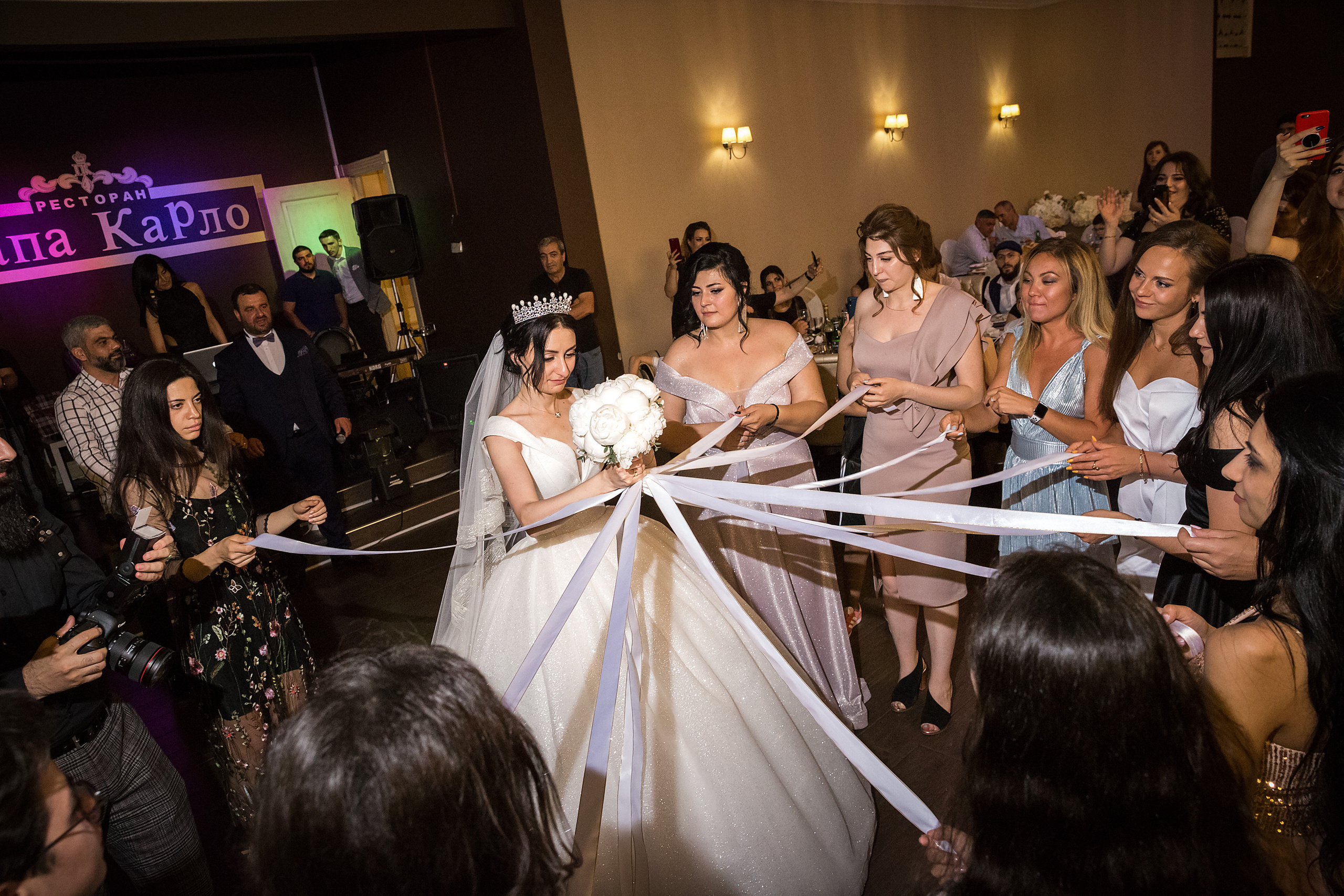 Феликс и Арминэ. Свадебные фотографы в Москве: Денис и Елена Пройдовы