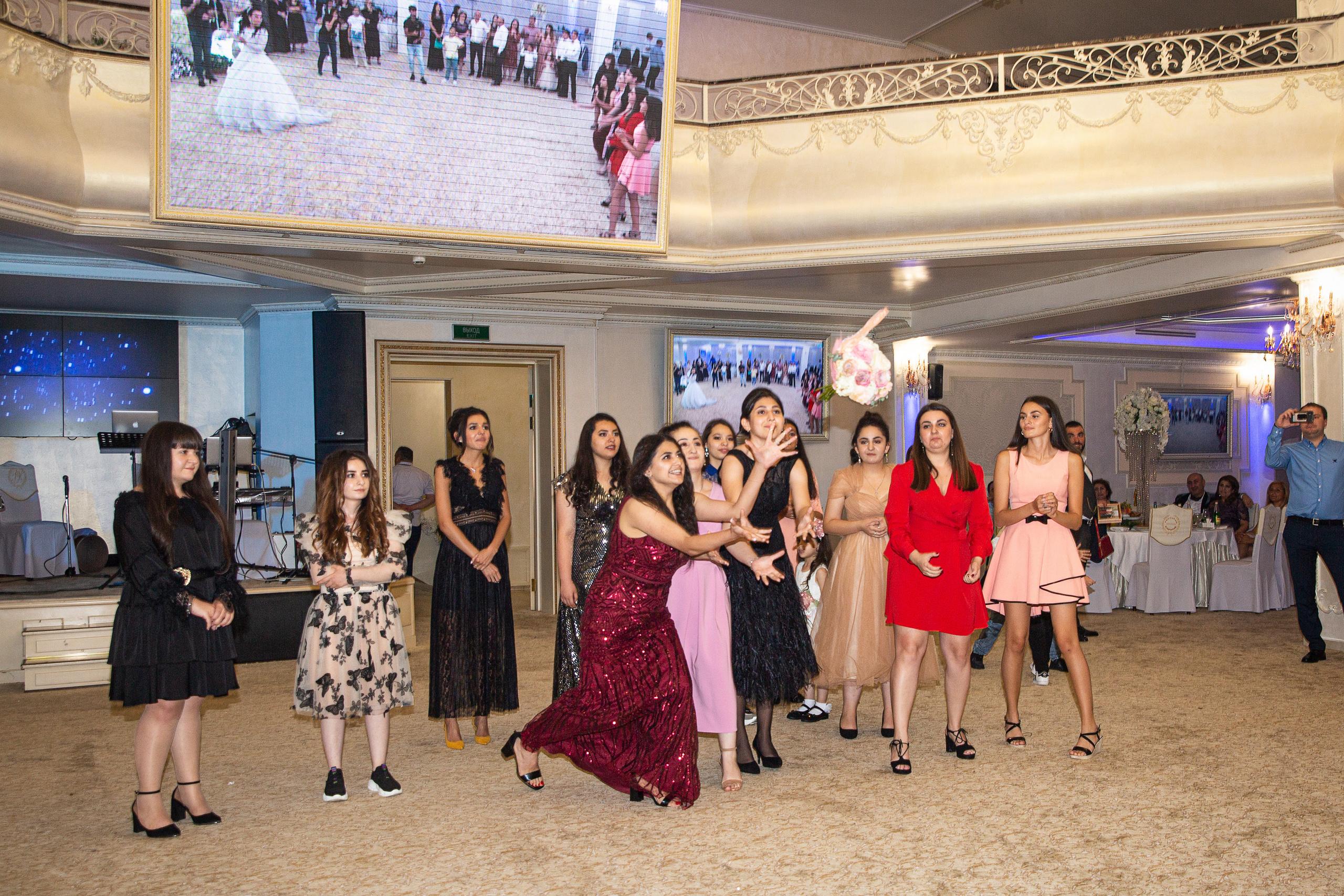 Эвалдик и Мариам. Свадебные фотографы в Москве: Денис и Елена Пройдовы