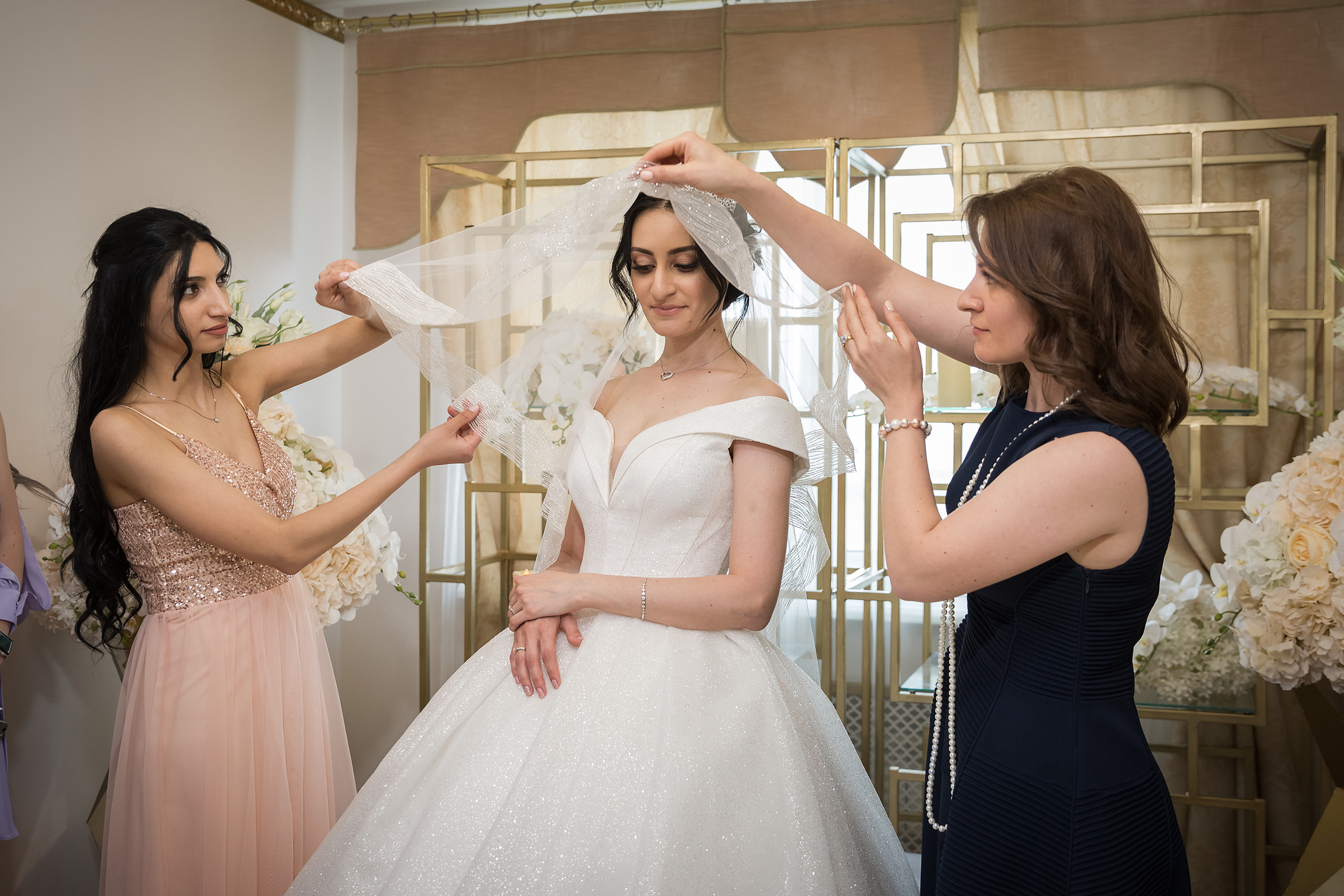 Феликс и Арминэ. Свадебные фотографы в Москве: Денис и Елена Пройдовы