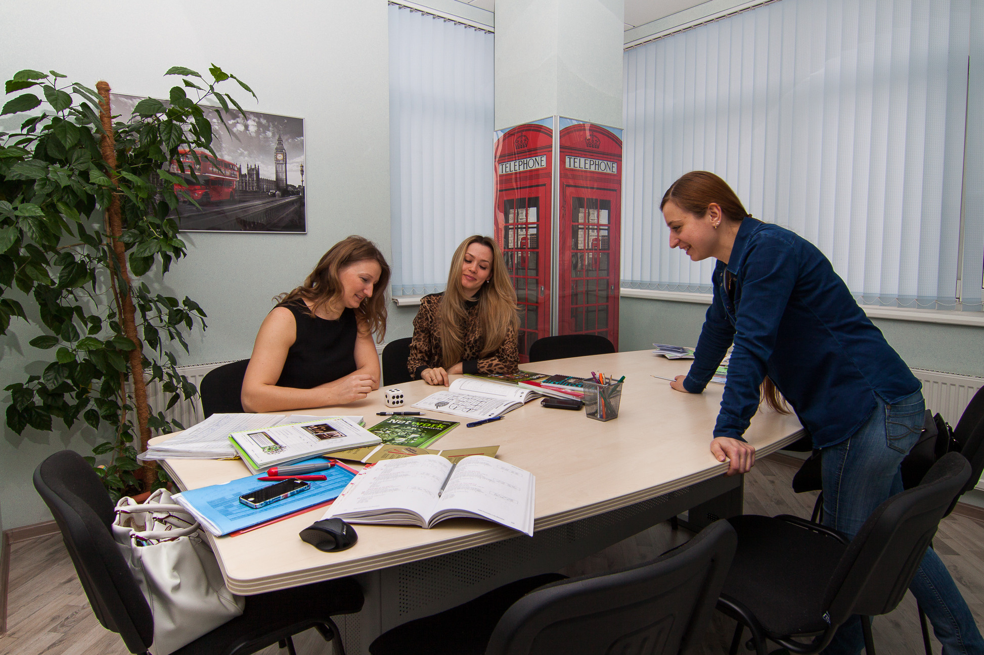 Съемка для сайта British Time. Свадебные фотографы в Москве: Денис и Елена Пройдовы