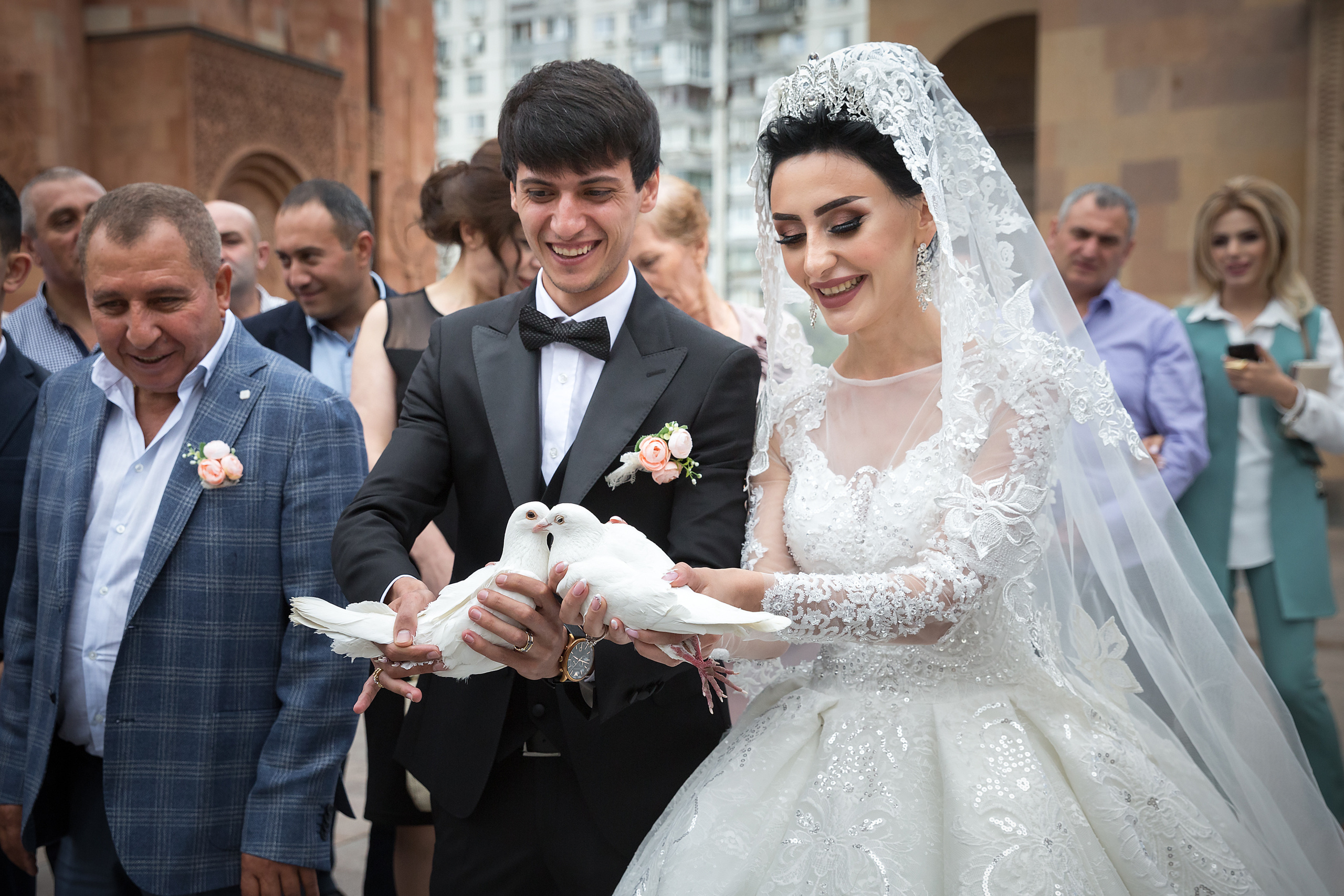 Давид и Нектар. Свадебные фотографы в Москве: Денис и Елена Пройдовы