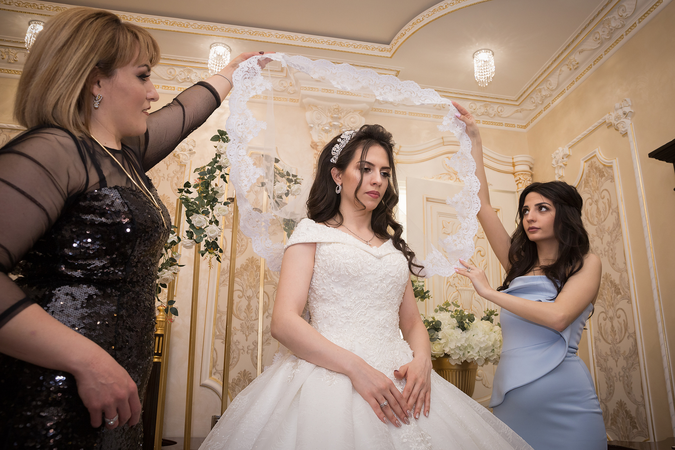 Гор и Мэринэ. Свадебные фотографы в Москве: Денис и Елена Пройдовы