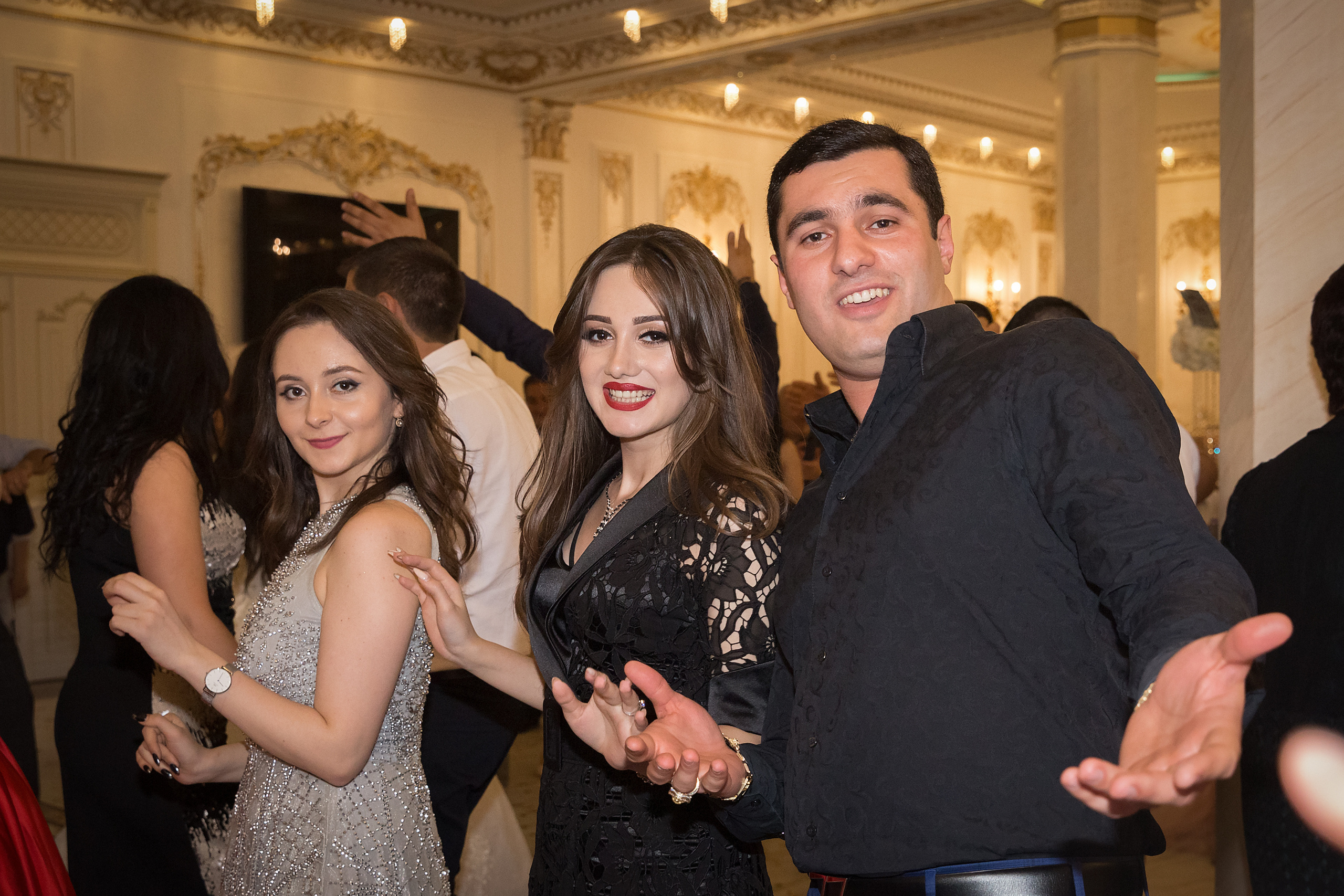 Гор и Мэринэ. Свадебные фотографы в Москве: Денис и Елена Пройдовы