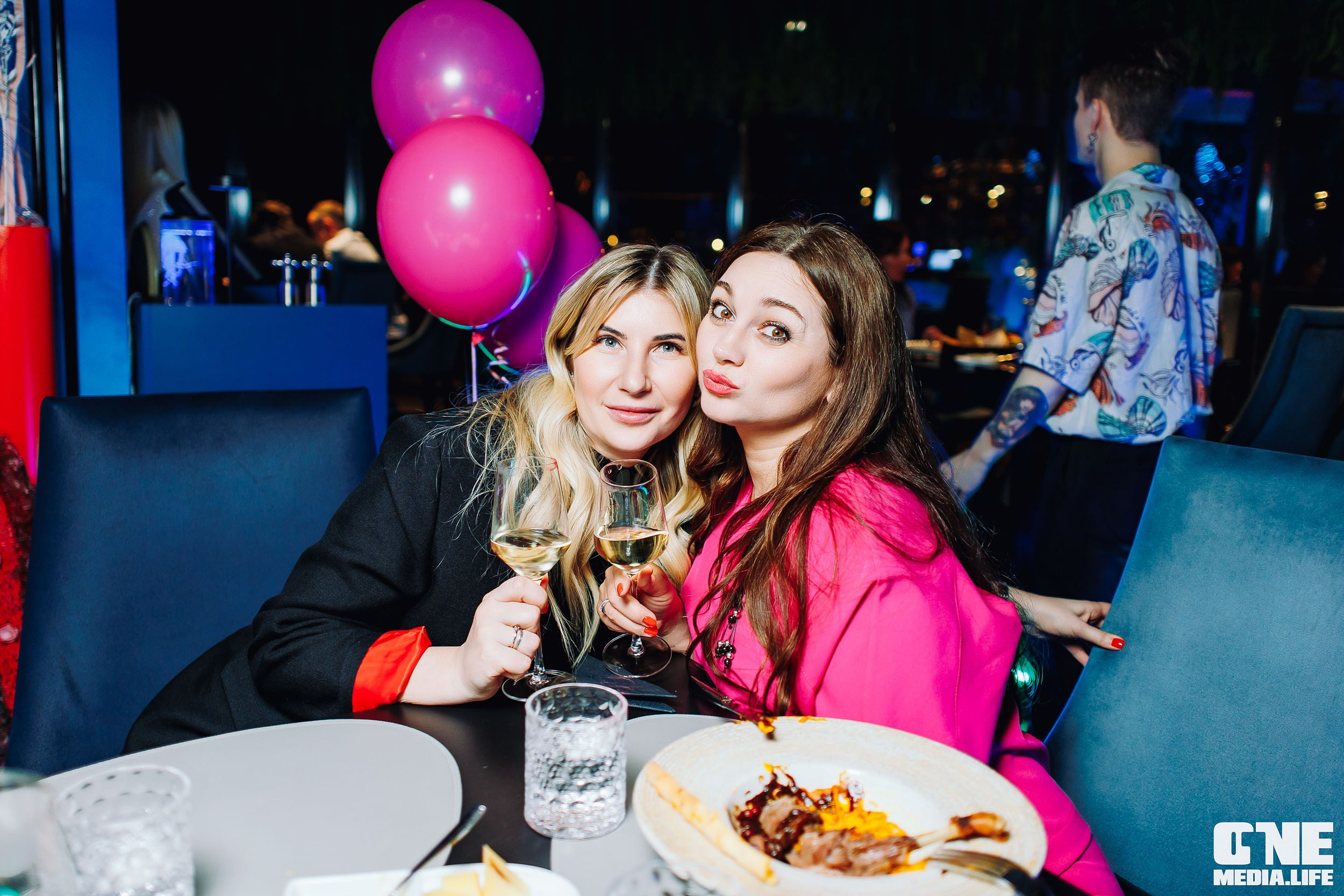 Кино вечеринка в ресторане Океан. One Media Life: фоторепортажи, фотоотчеты с мероприятий и заведений