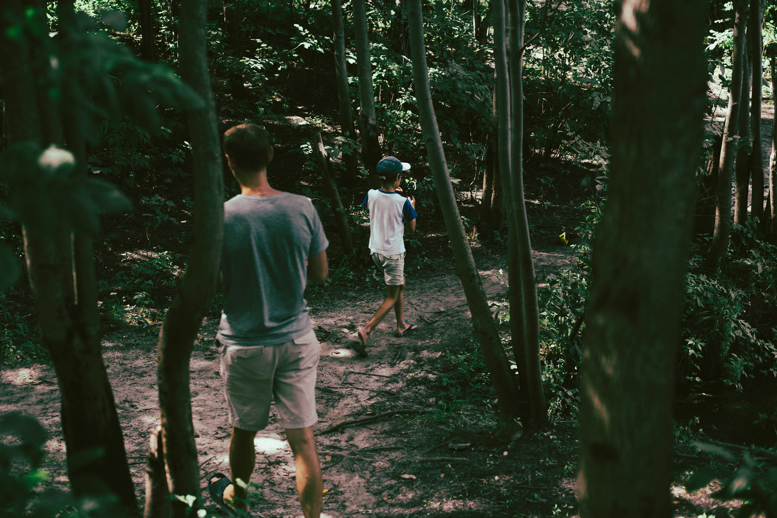Репортаж с прогулки вокруг озера. Фотограф (photographer) Lischinski Vitaliy