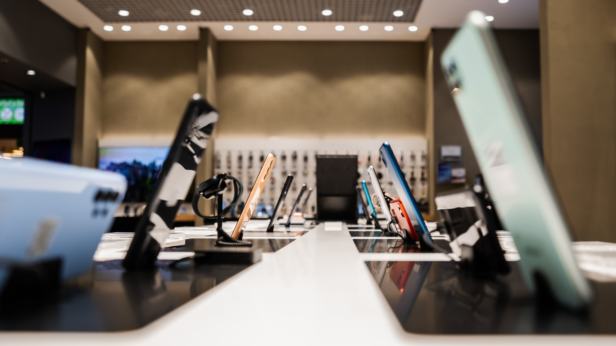 1galaxy — магазин Samsung в Санкт-Петербурге (2022.08.20). Фотограф для бизнеса, Дмитрий Федосеев, Санкт-Петербург