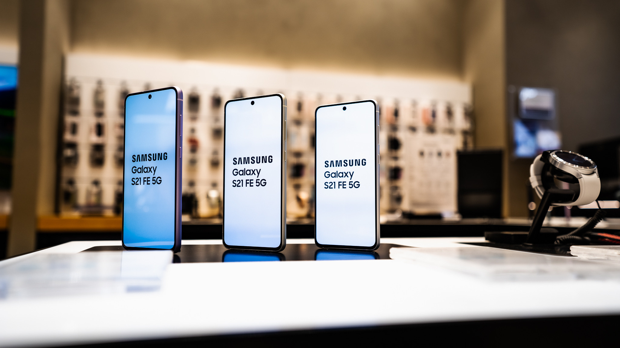 1galaxy — магазин Samsung в Санкт-Петербурге (2022.08.20). Фотограф для бизнеса, Дмитрий Федосеев, Санкт-Петербург